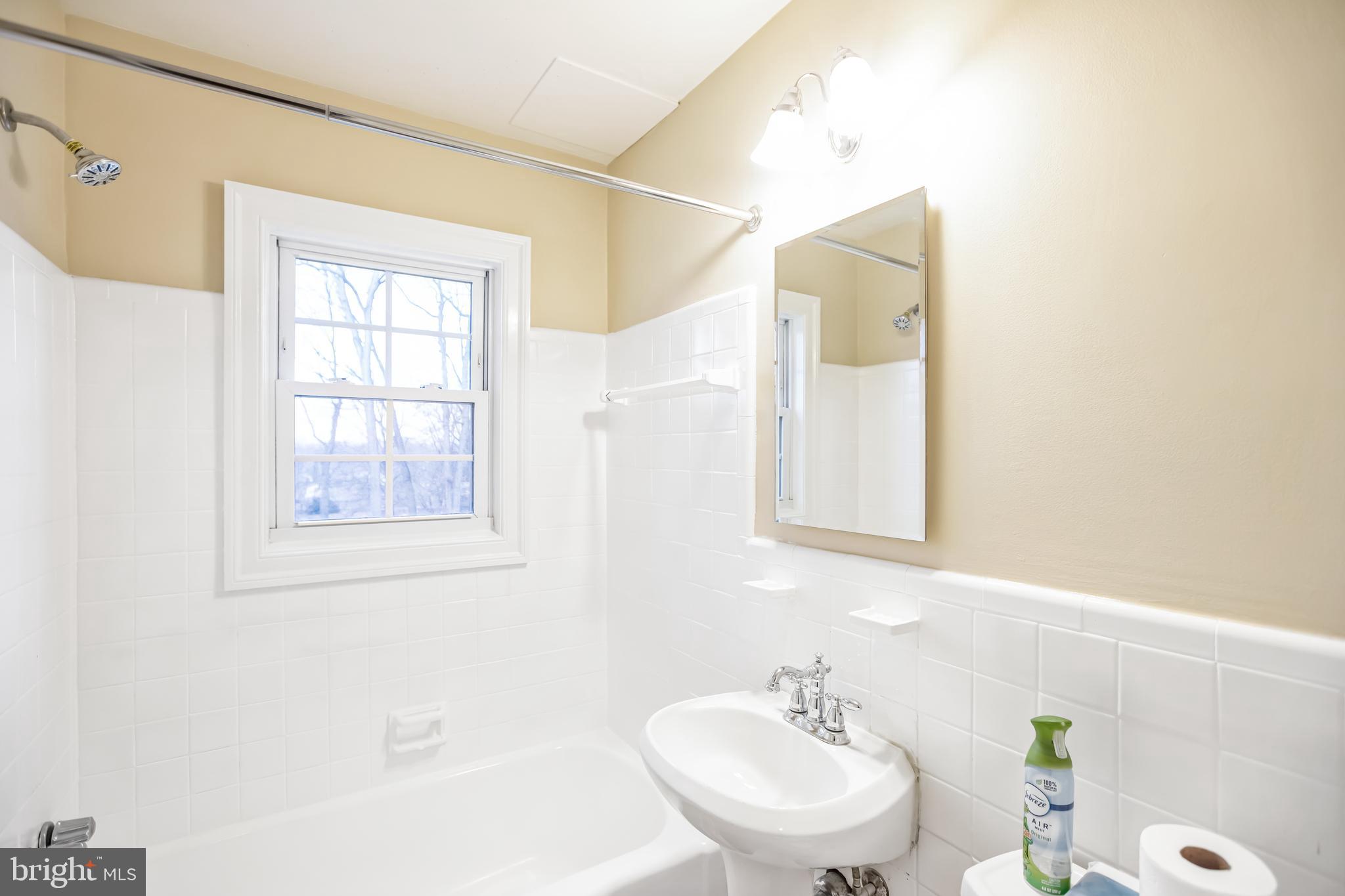 CITY PARK HOMES - Residential Lease