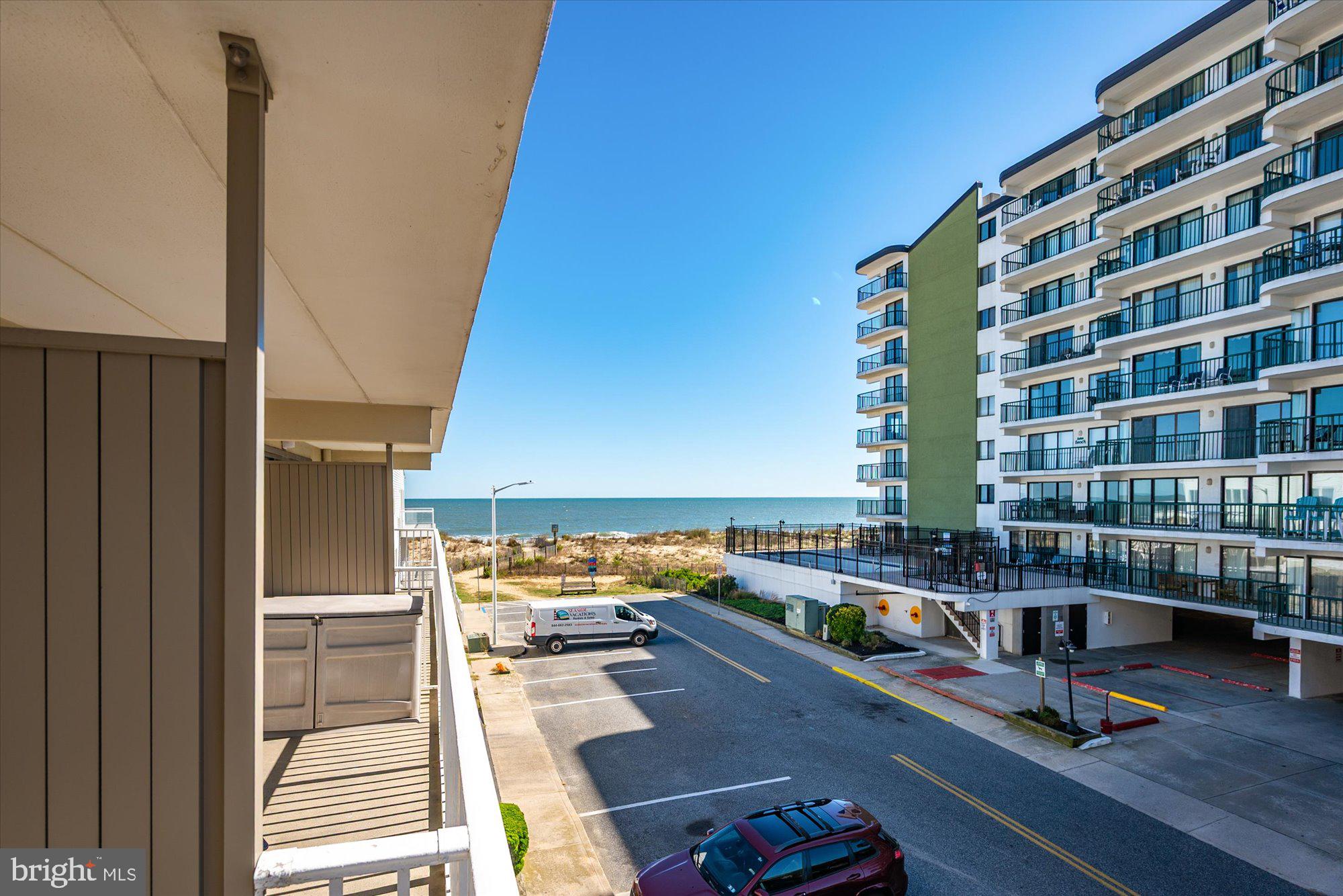 8 35TH STREET 203