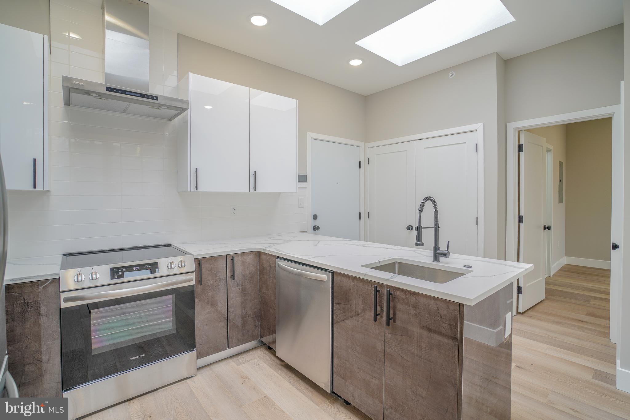 FISHTOWN - Residential Lease