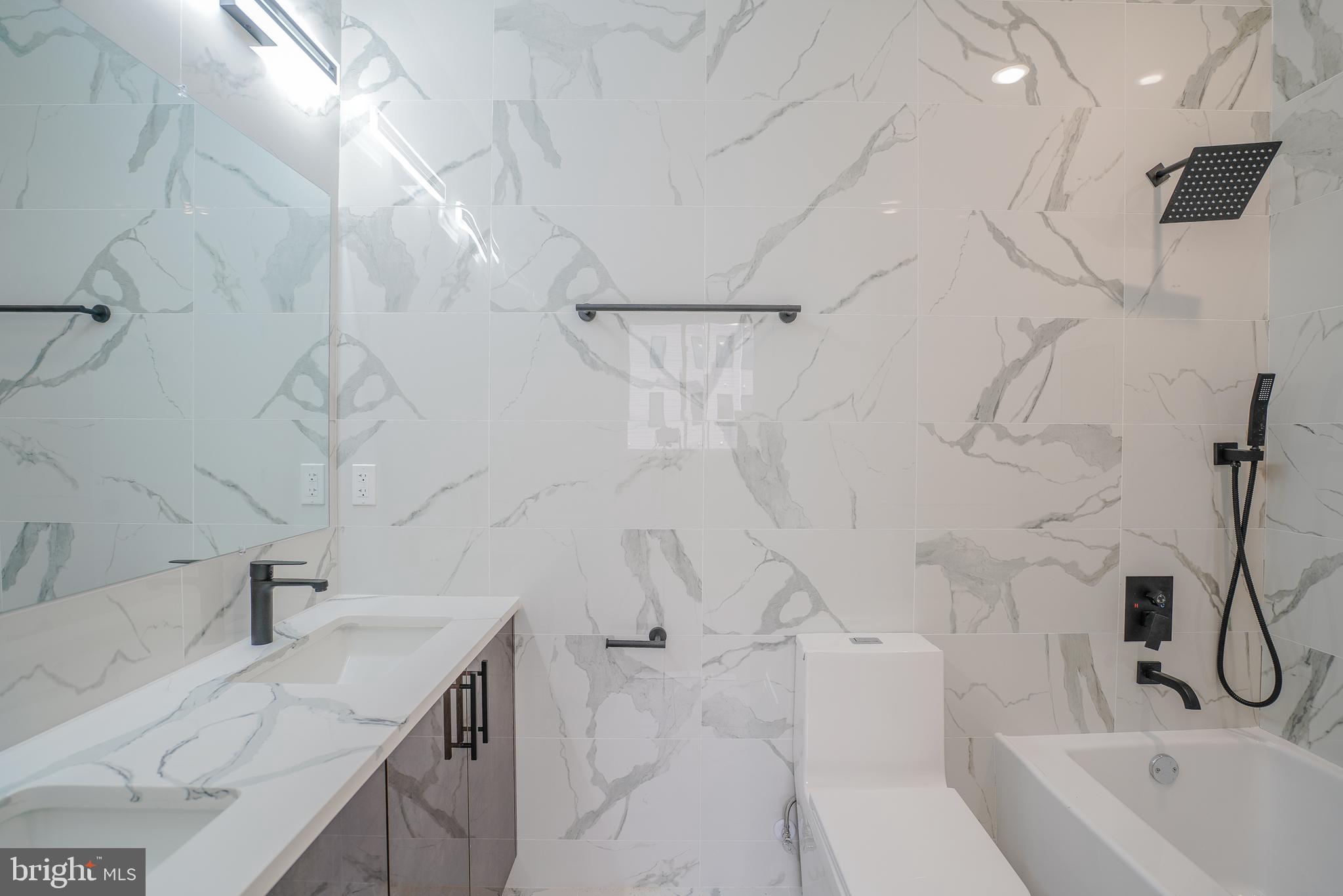 FISHTOWN - Residential Lease