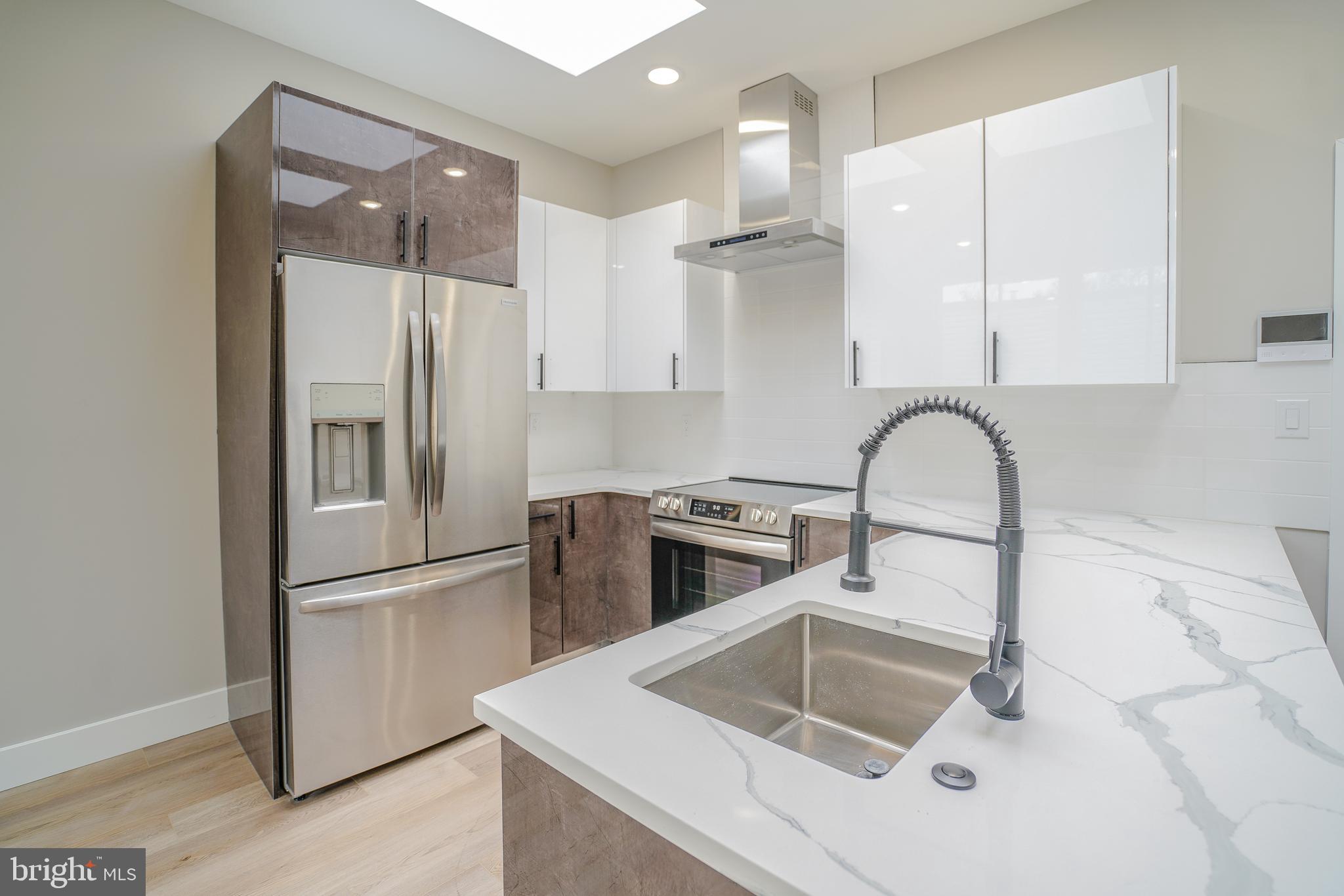 FISHTOWN - Residential Lease