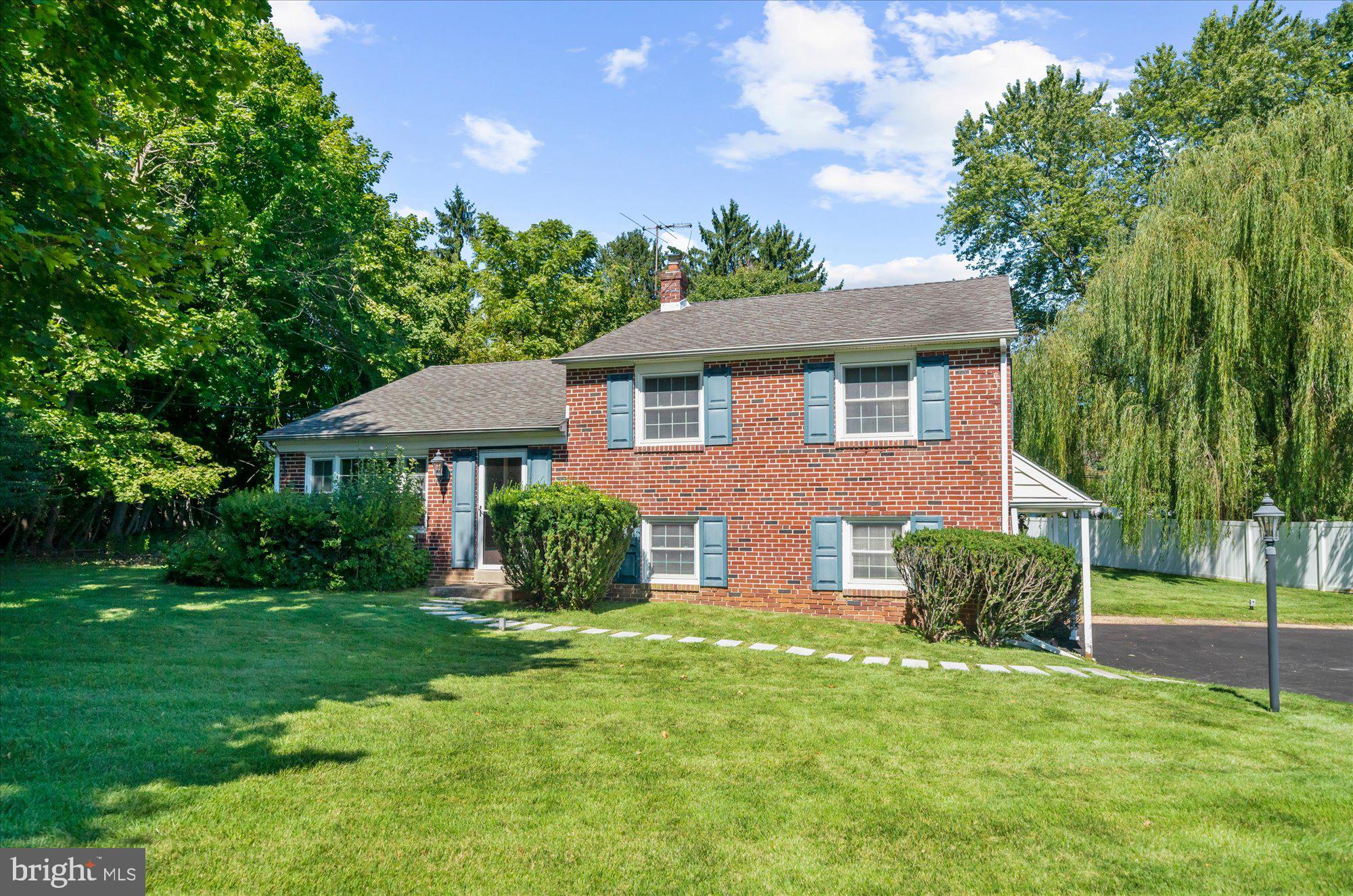 11 ANTHONY WAYNE DRIVE