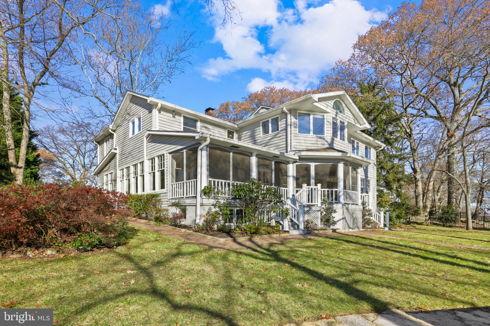 MANHATTAN BEACH - Residential