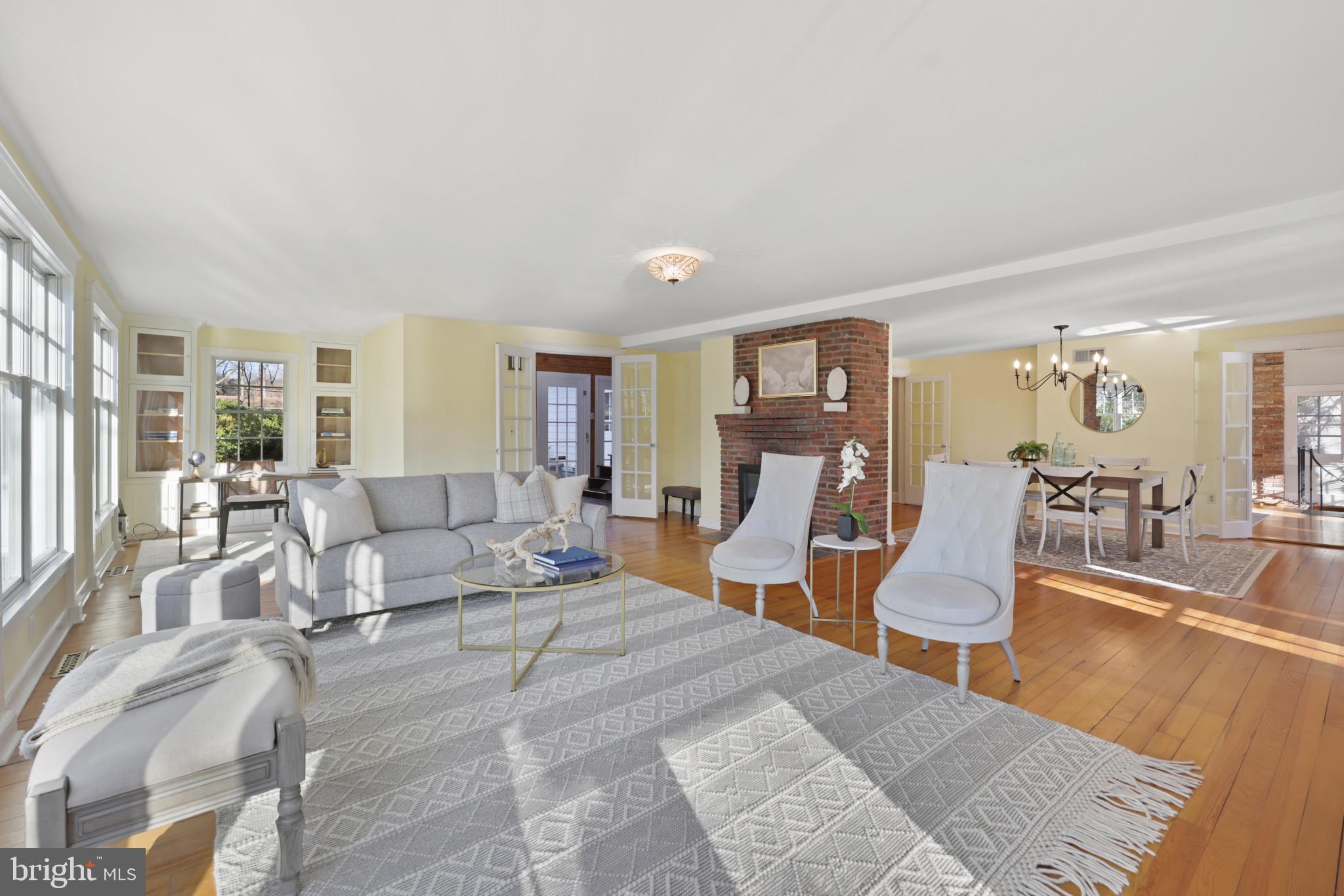 MANHATTAN BEACH - Residential