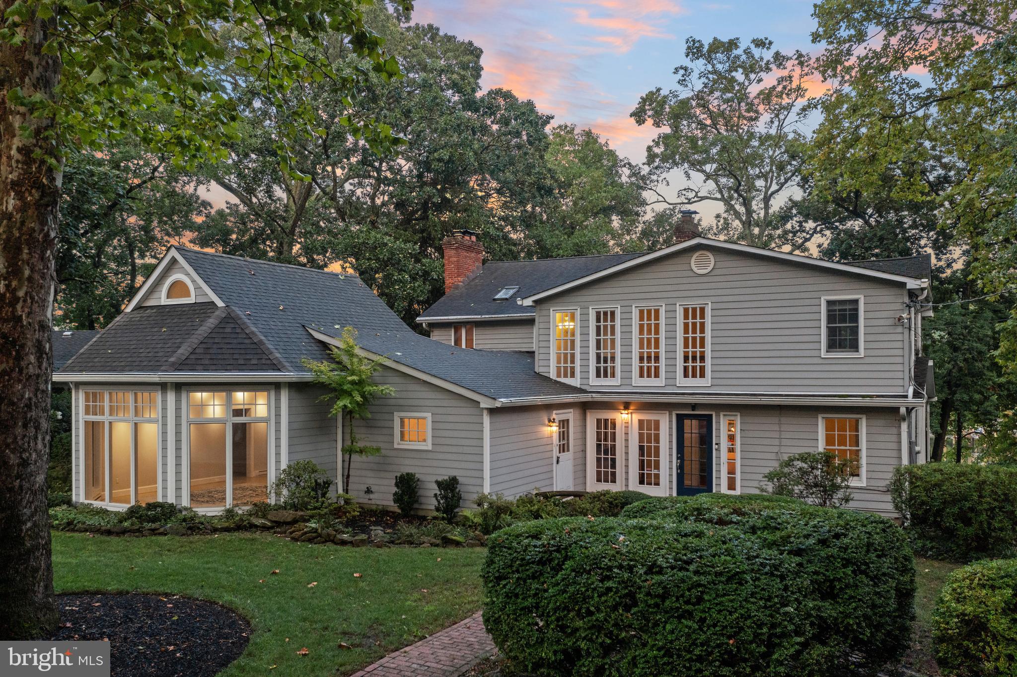 MANHATTAN BEACH - Residential