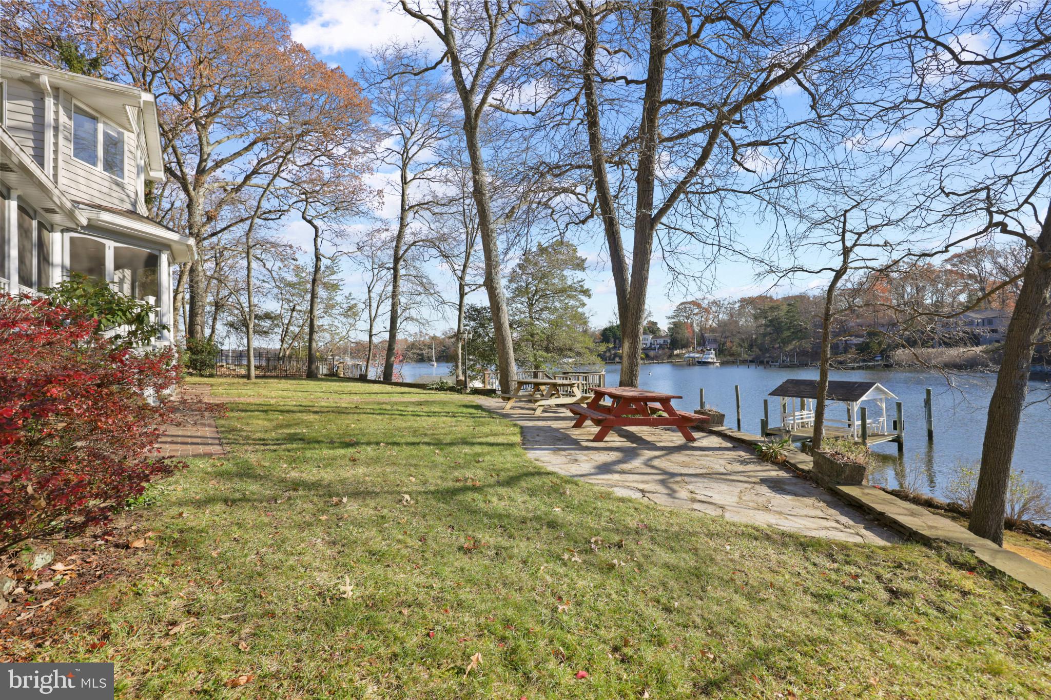 MANHATTAN BEACH - Residential