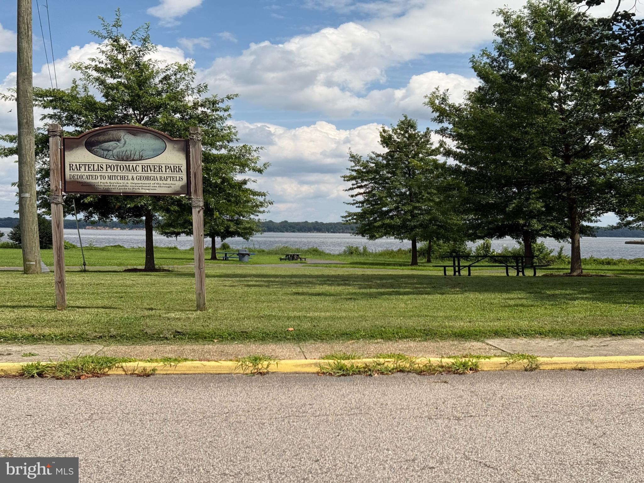 TOWN OF QUANTICO - Land