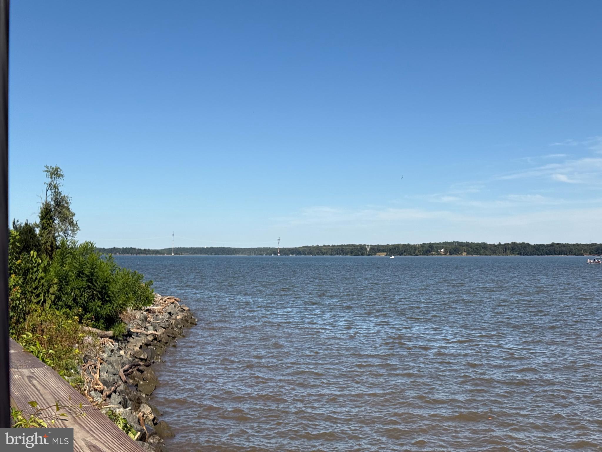 TOWN OF QUANTICO - Land