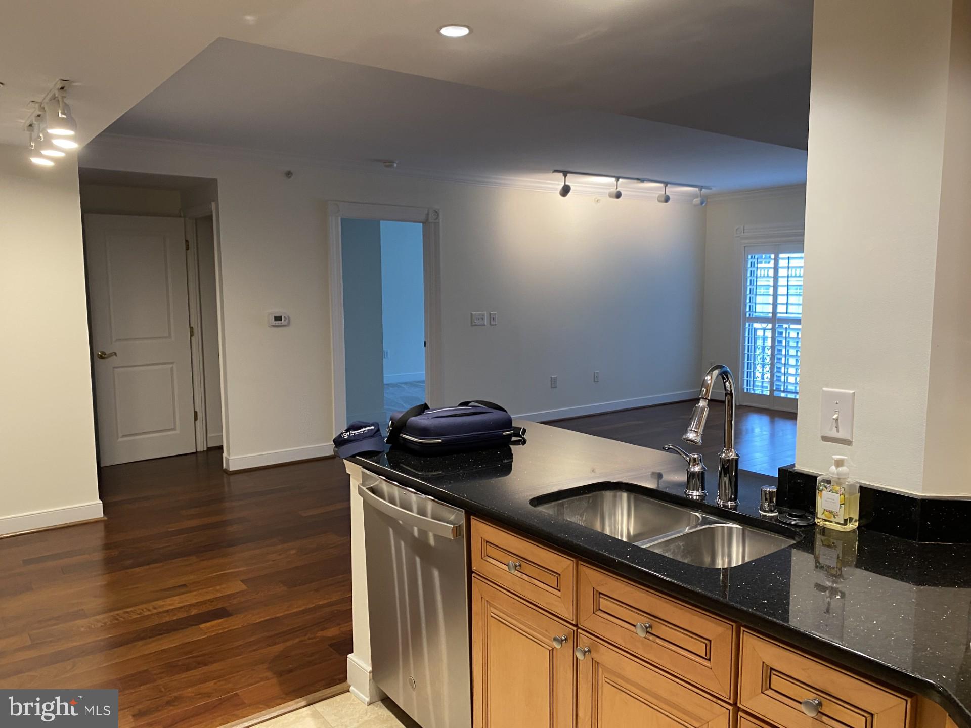 PARK PLACE - Residential Lease