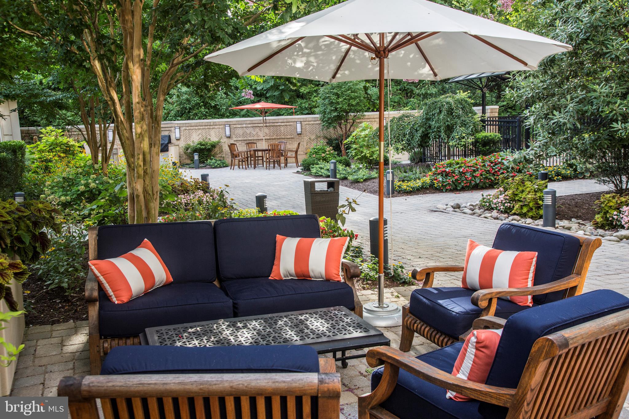 PARK PLACE - Residential Lease