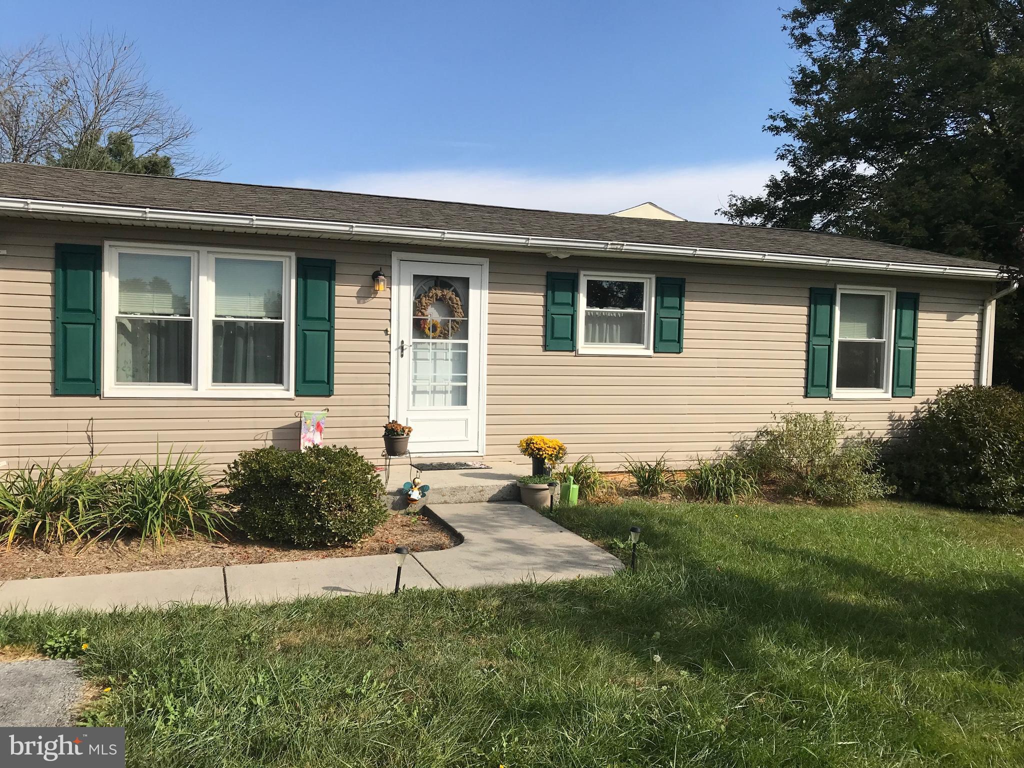 ORCHARD HILLS - Residential Lease