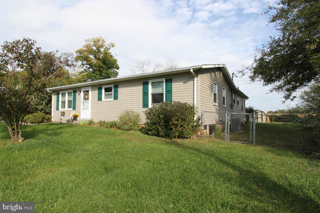 ORCHARD HILLS - Residential Lease