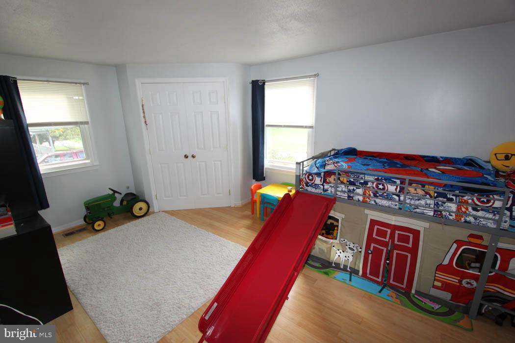 ORCHARD HILLS - Residential Lease