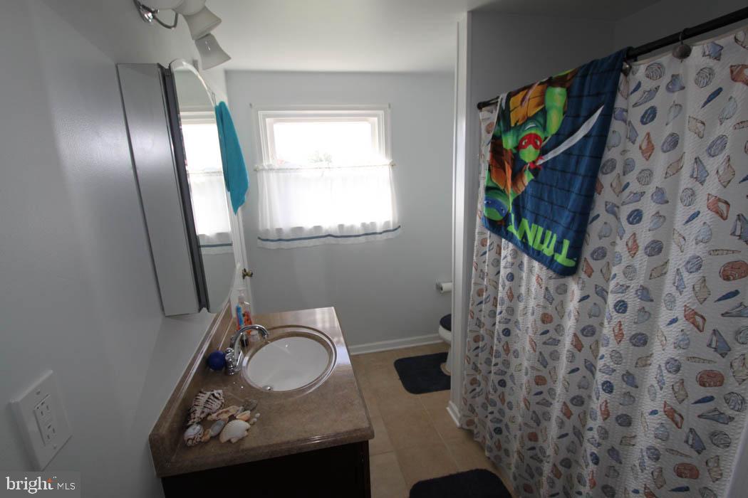 ORCHARD HILLS - Residential Lease