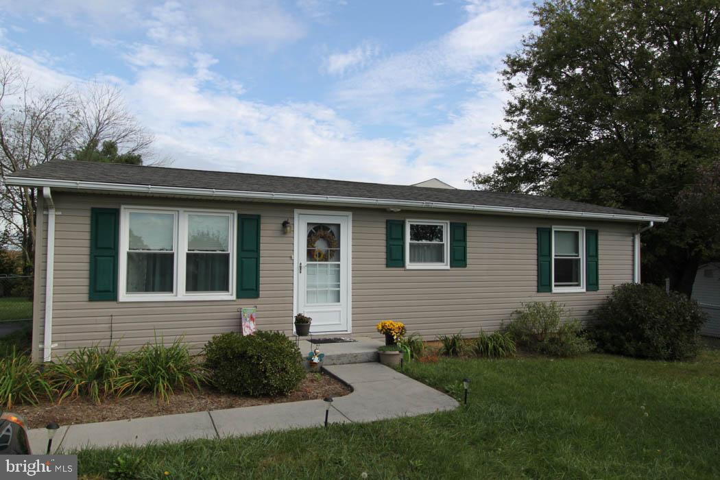 ORCHARD HILLS - Residential Lease