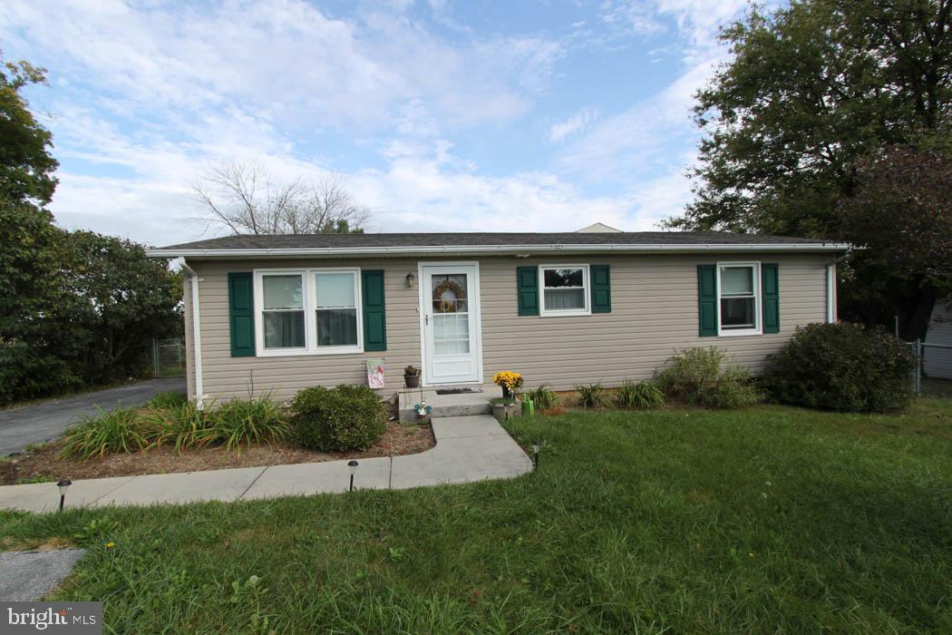 ORCHARD HILLS - Residential Lease