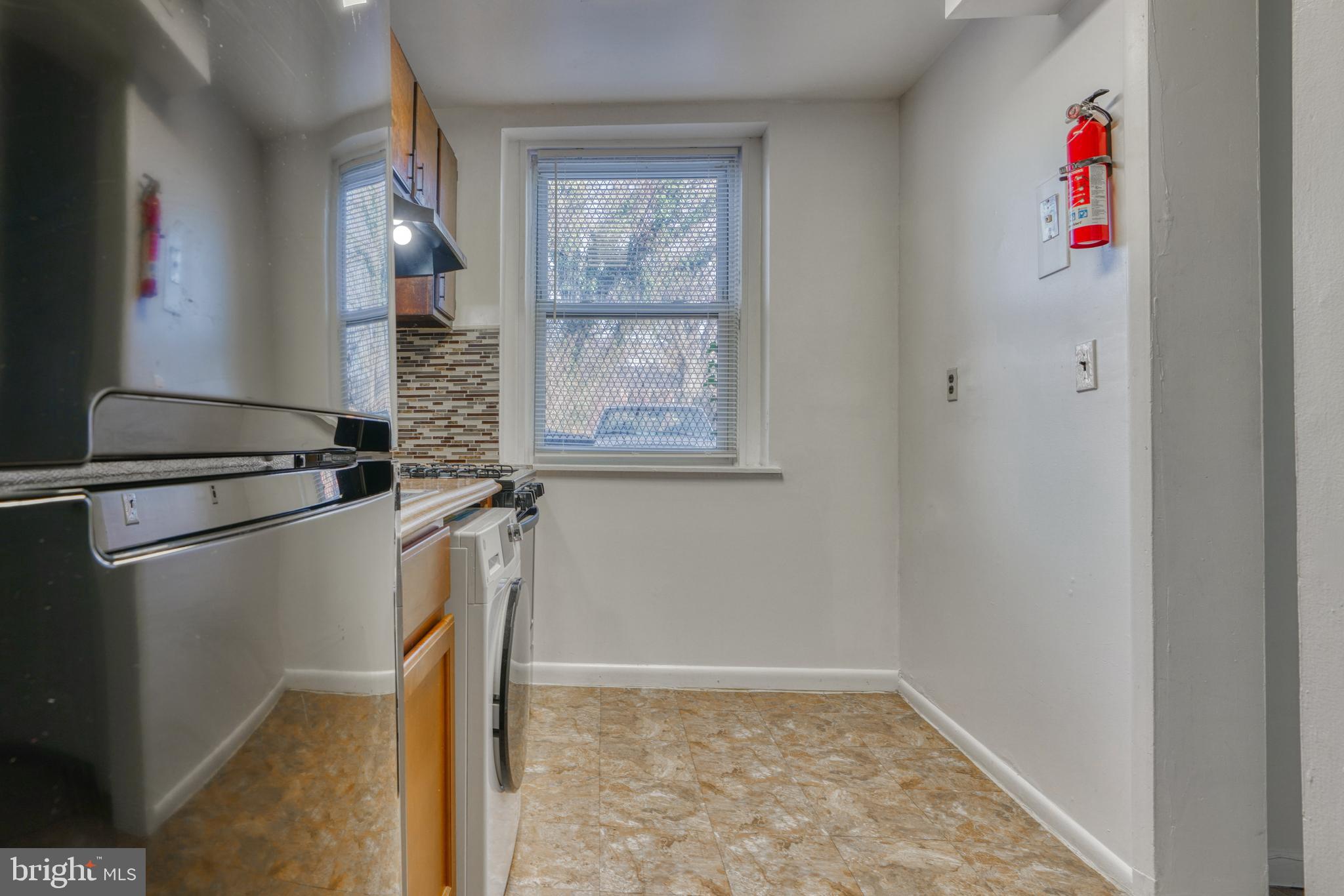 BOLTON HILL HISTORIC DISTRICT - Residential Lease