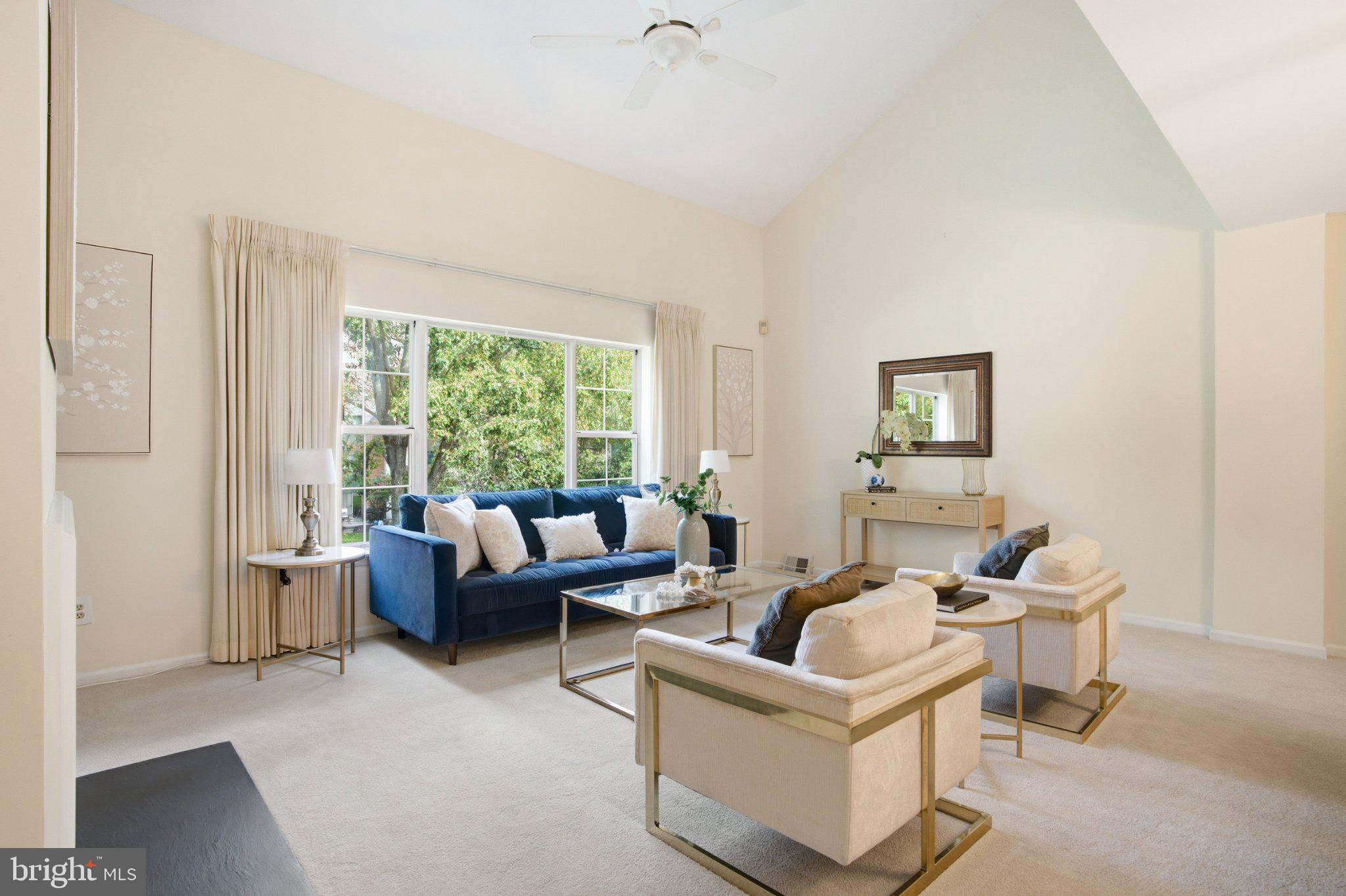 1300 PUTNAM BOULEVARD 43