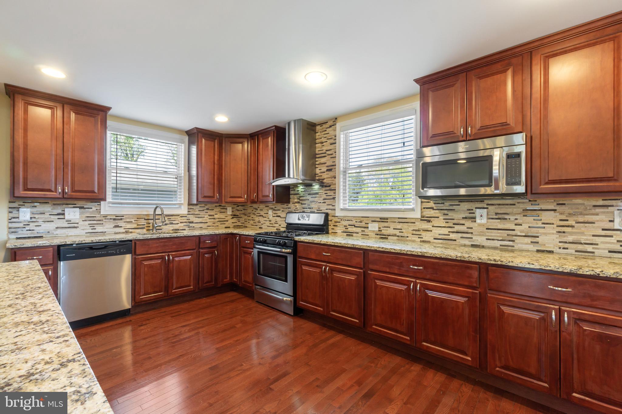 WEST ARLINGTON - Residential