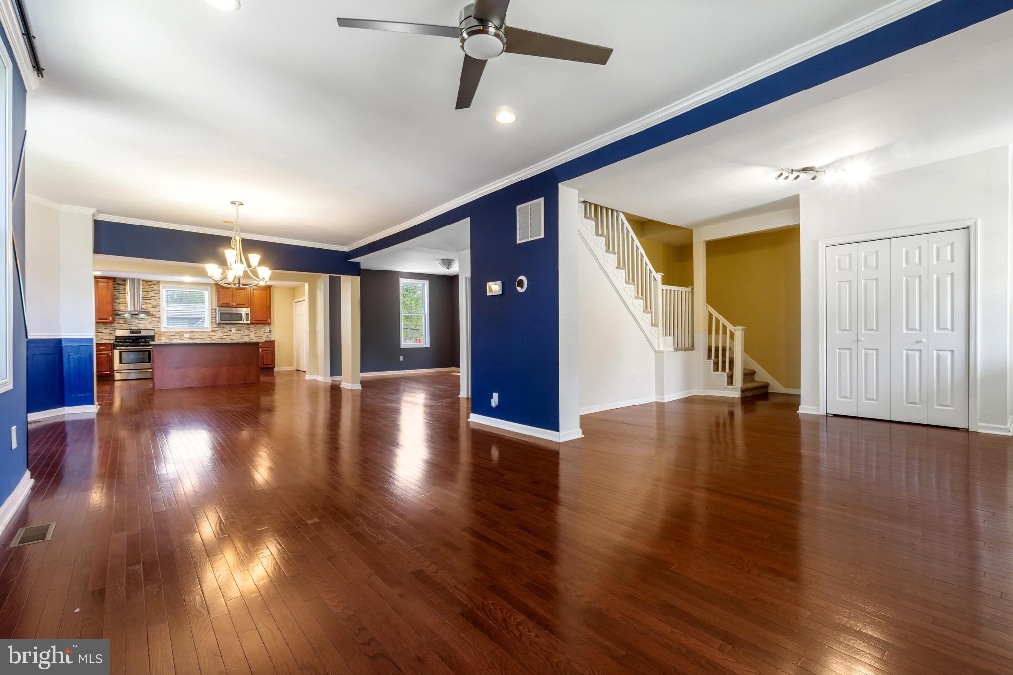 WEST ARLINGTON - Residential