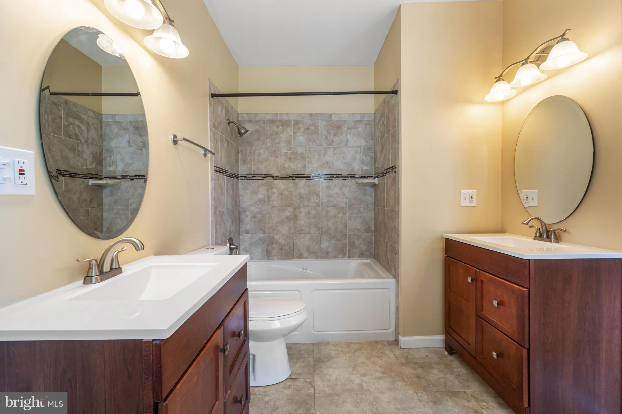WEST ARLINGTON - Residential