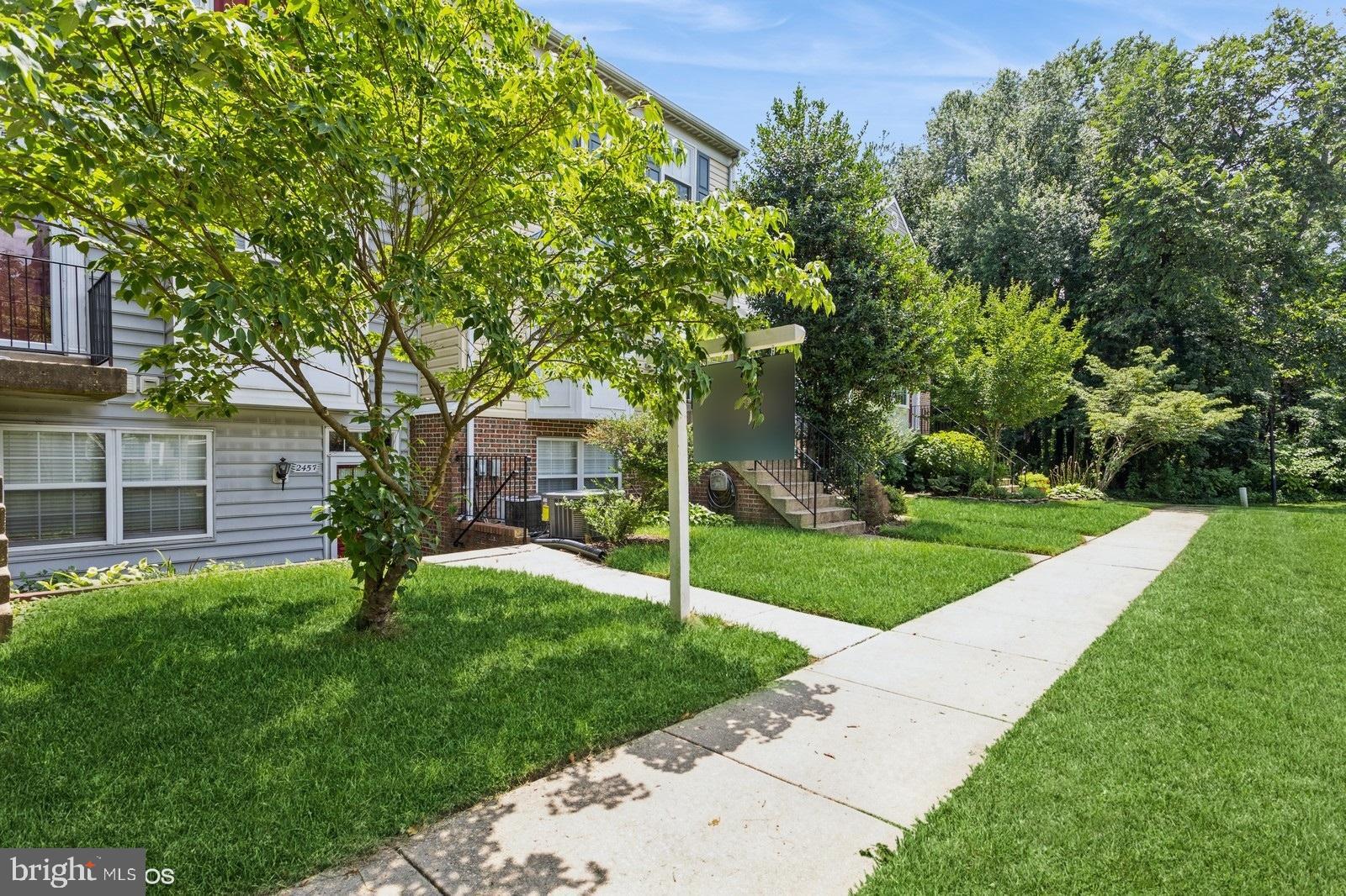 2457 WENTWORTH DRIVE