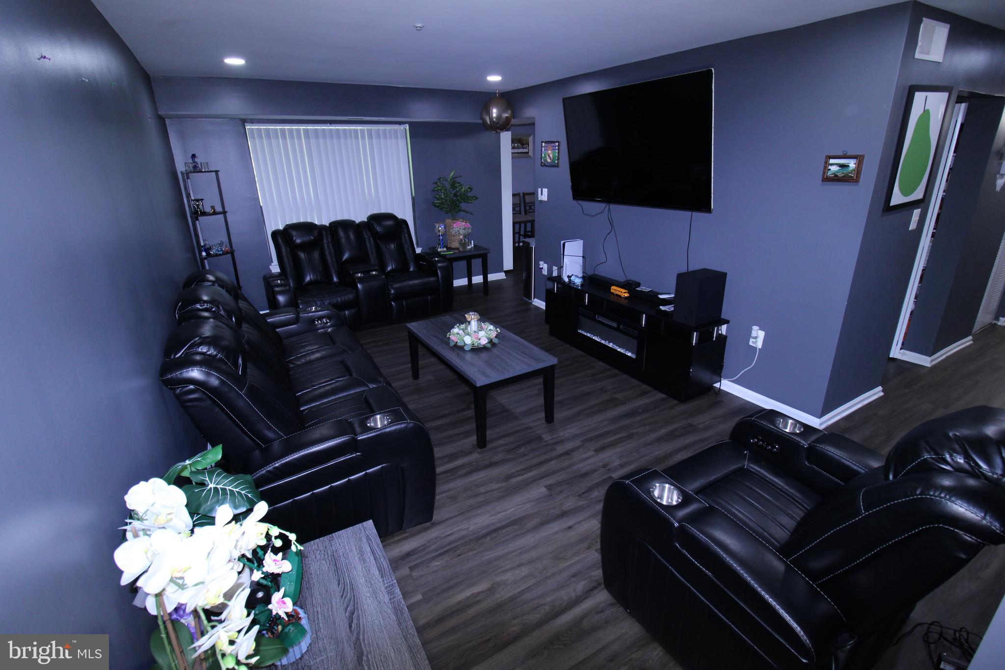 GREENBRIAR CONDO PHASE I - Residential