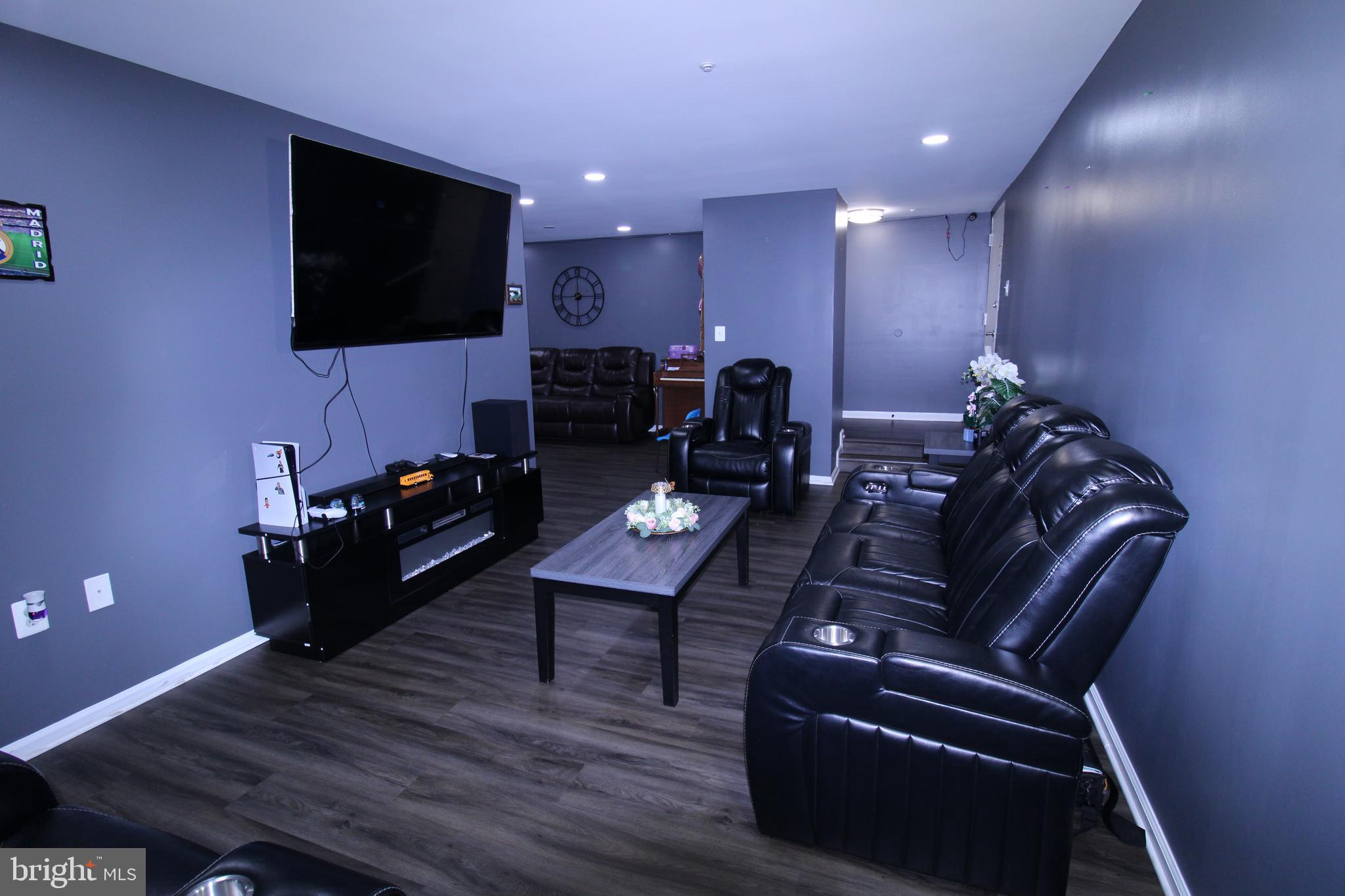GREENBRIAR CONDO PHASE I - Residential