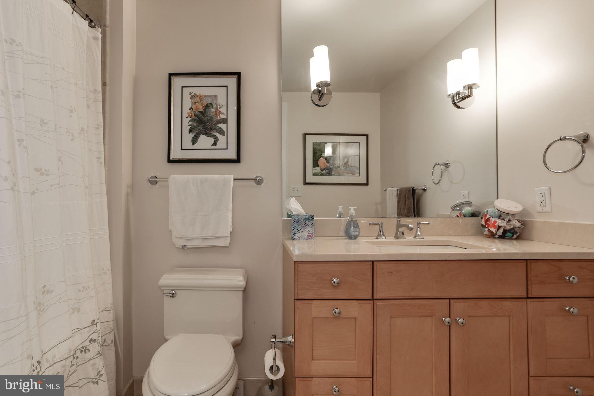 1111 19TH STREET N 1703