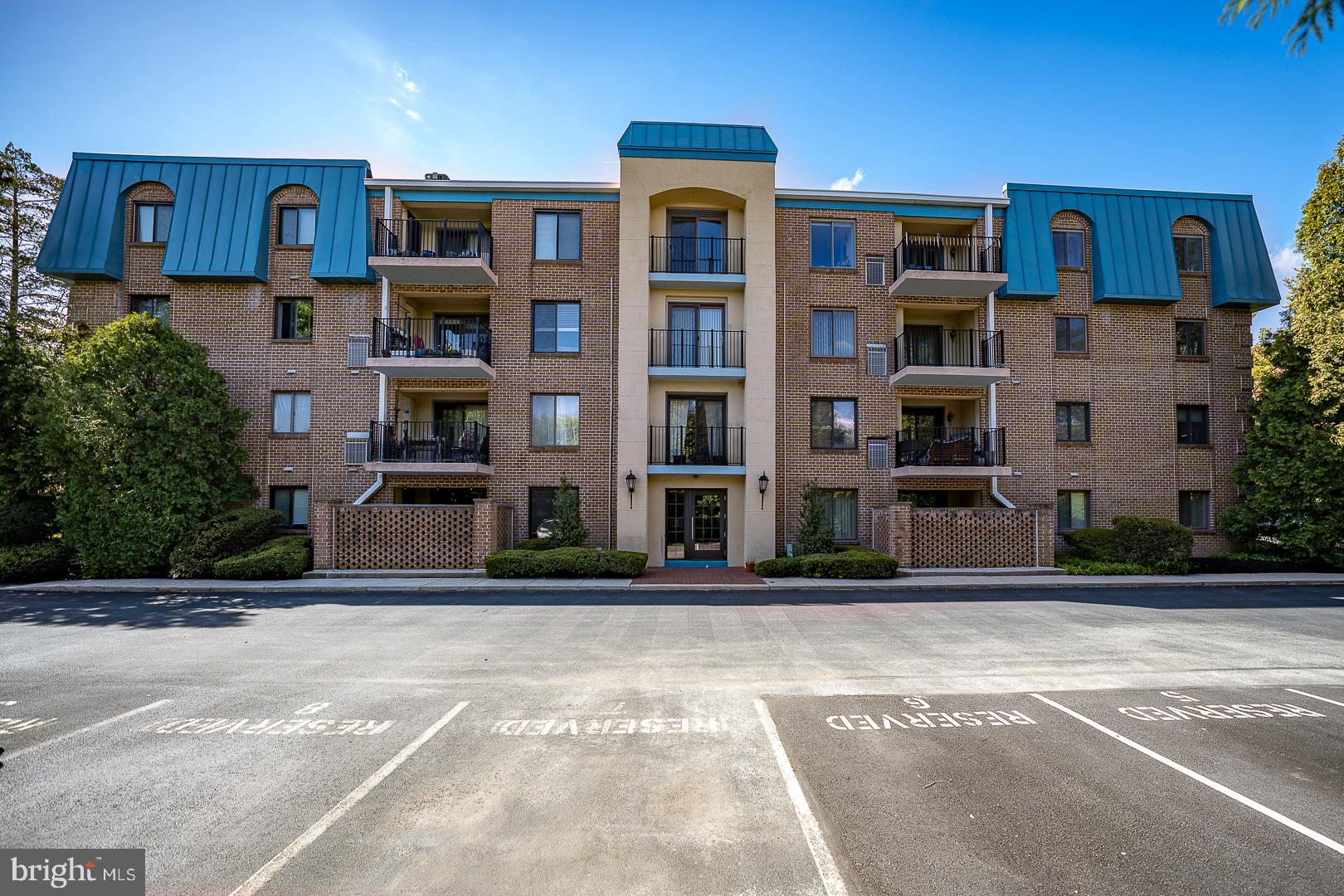 260 W MONTGOMERY AVENUE 304