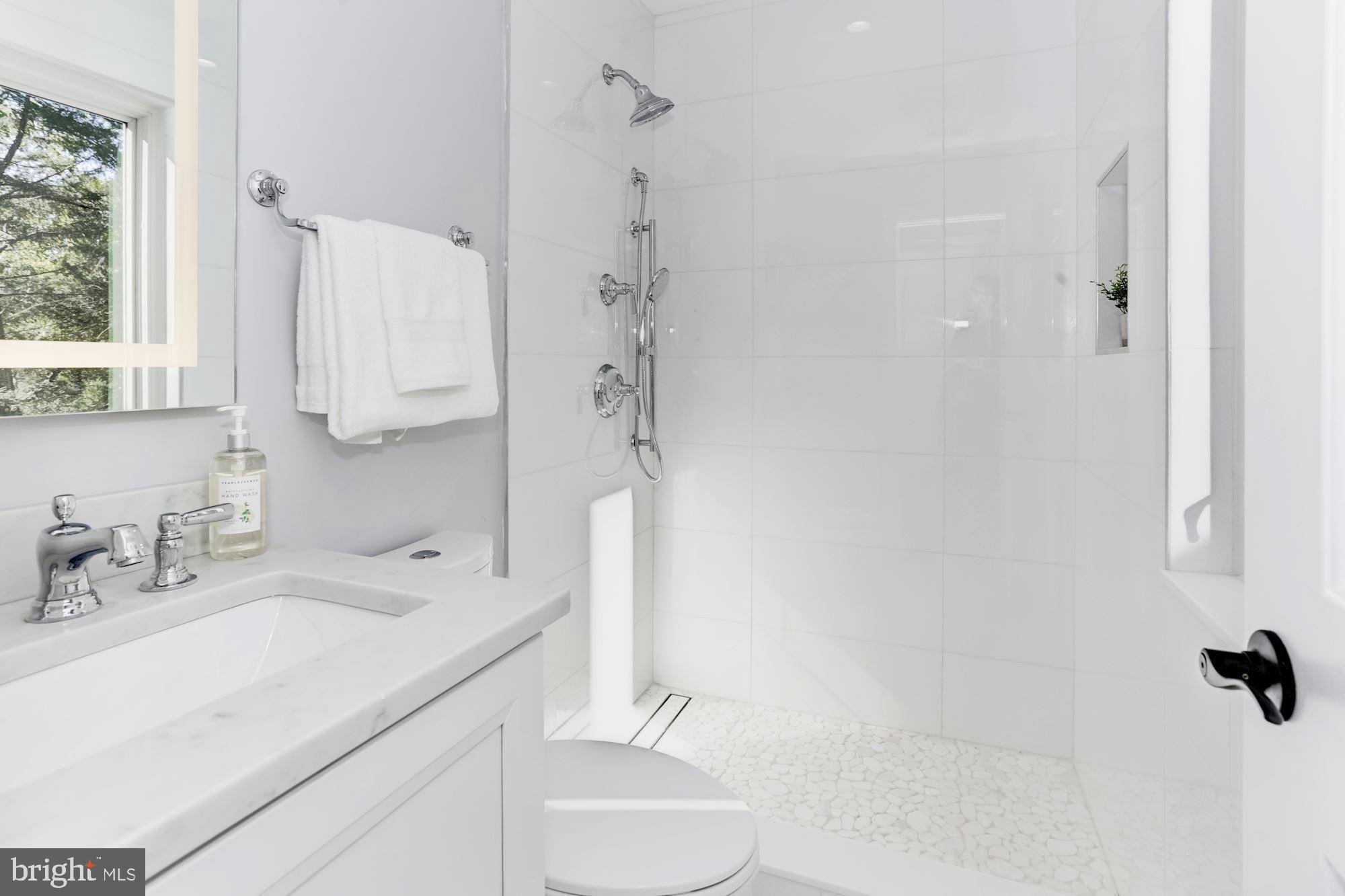 GLEN ECHO HEIGHTS - Residential