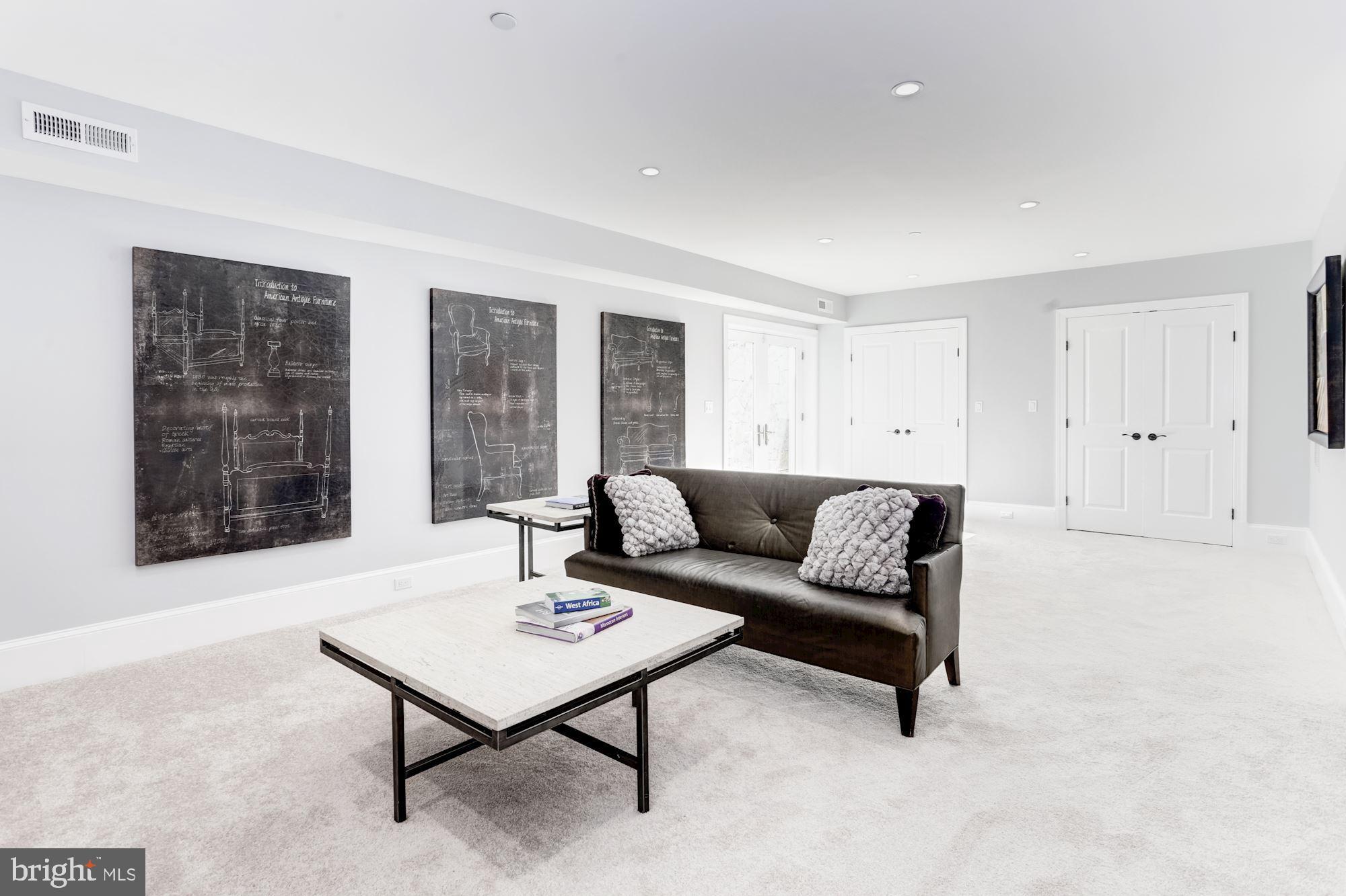 GLEN ECHO HEIGHTS - Residential