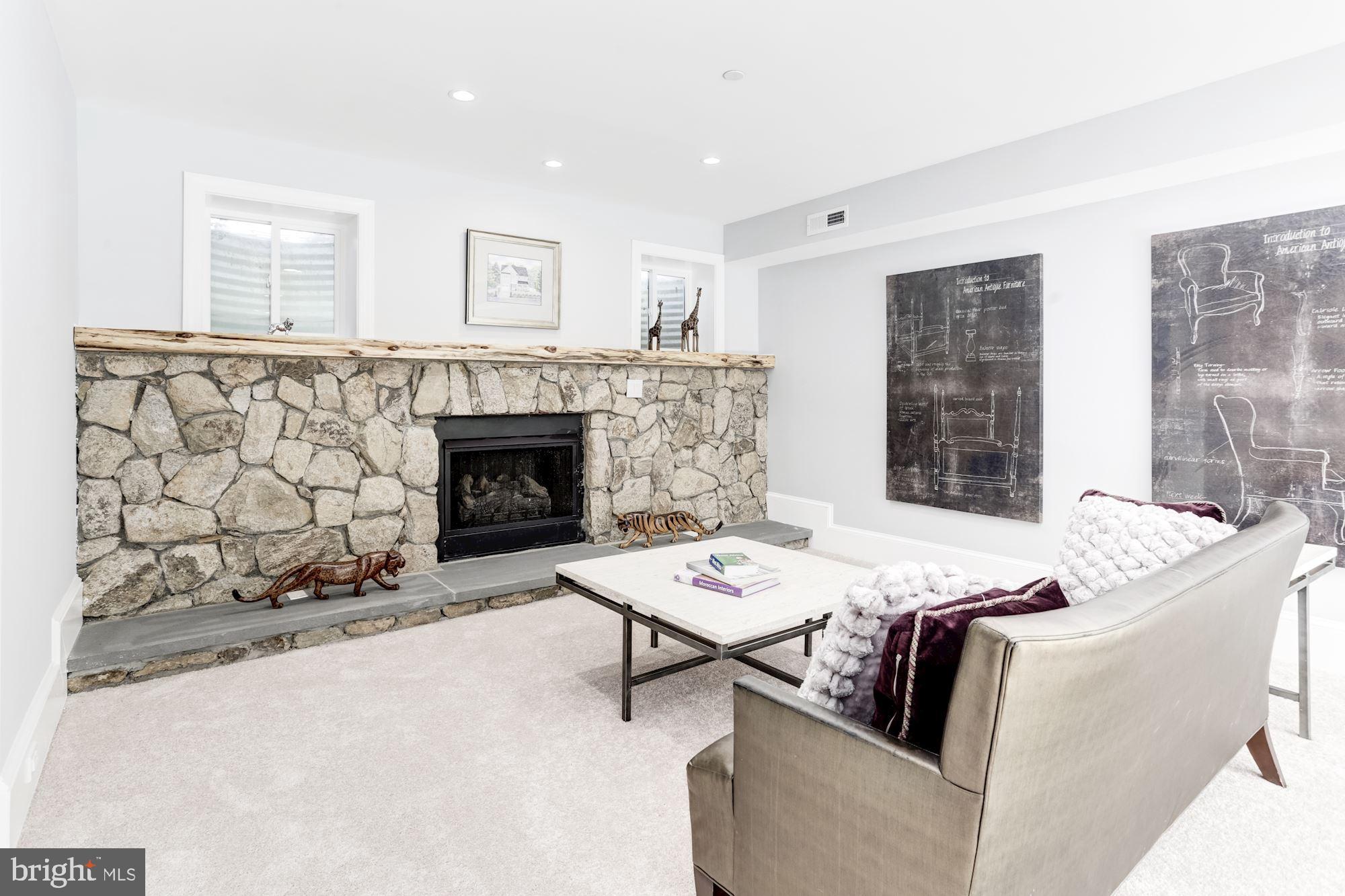 GLEN ECHO HEIGHTS - Residential