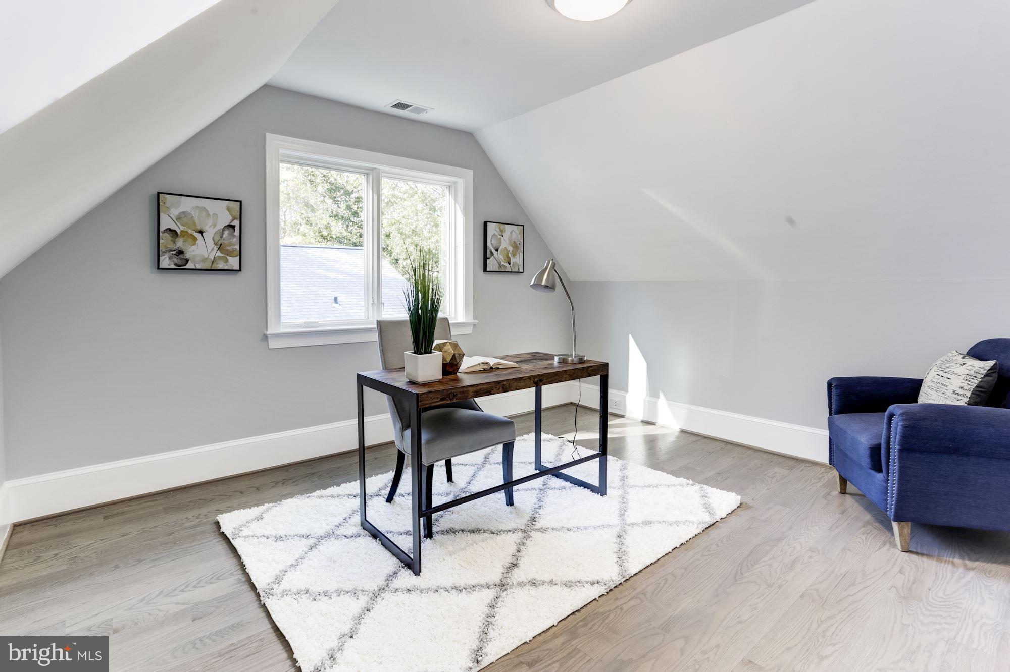 GLEN ECHO HEIGHTS - Residential