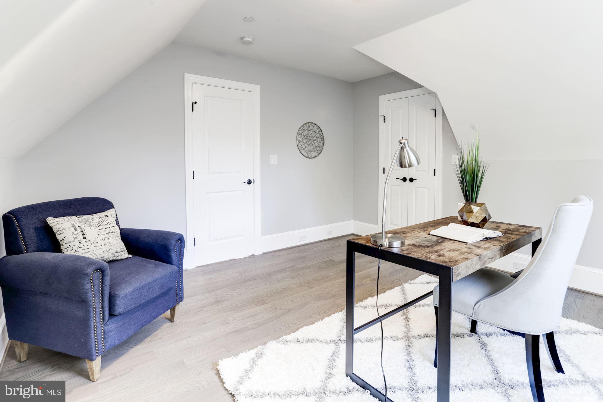 GLEN ECHO HEIGHTS - Residential