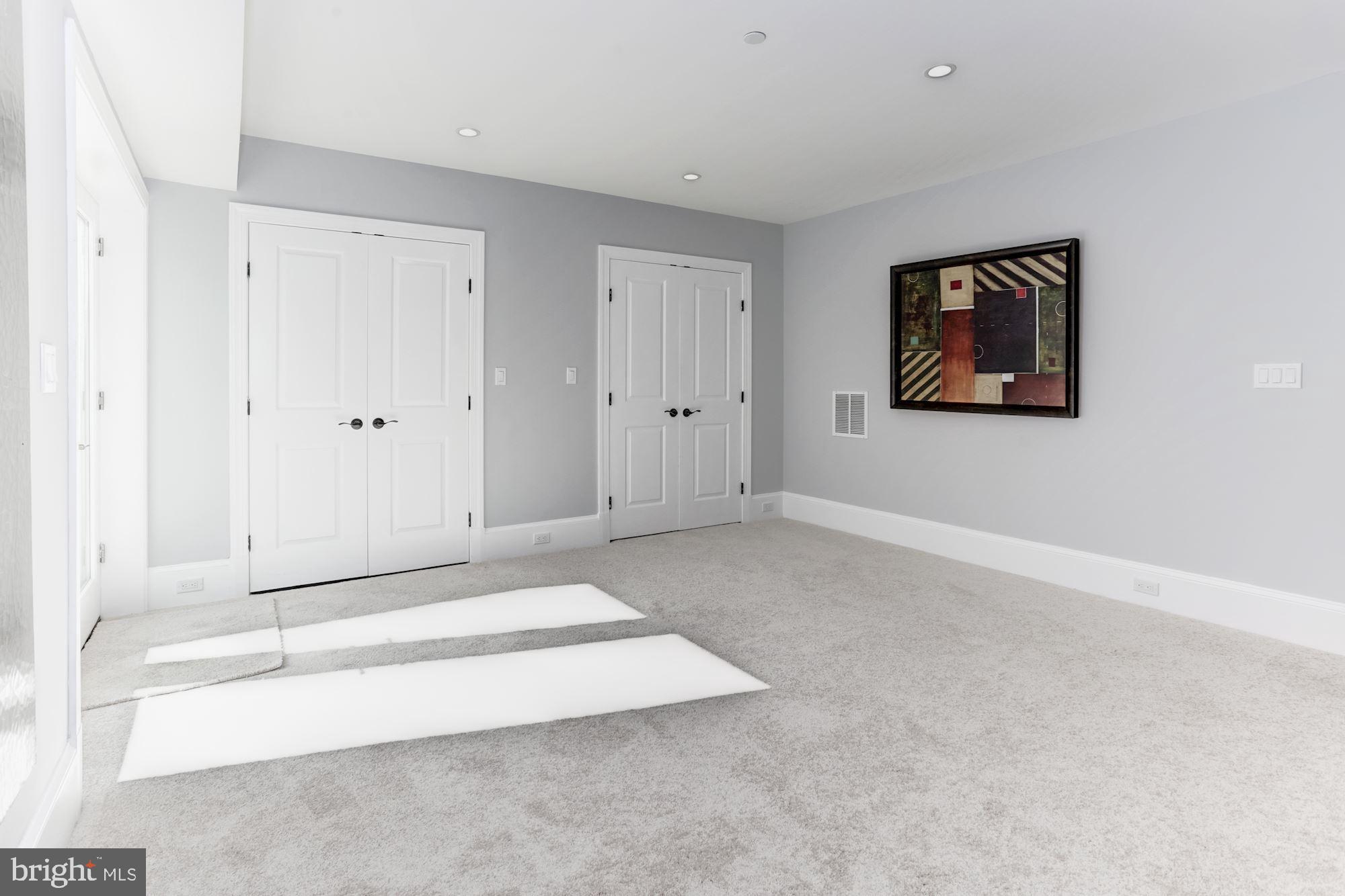 GLEN ECHO HEIGHTS - Residential