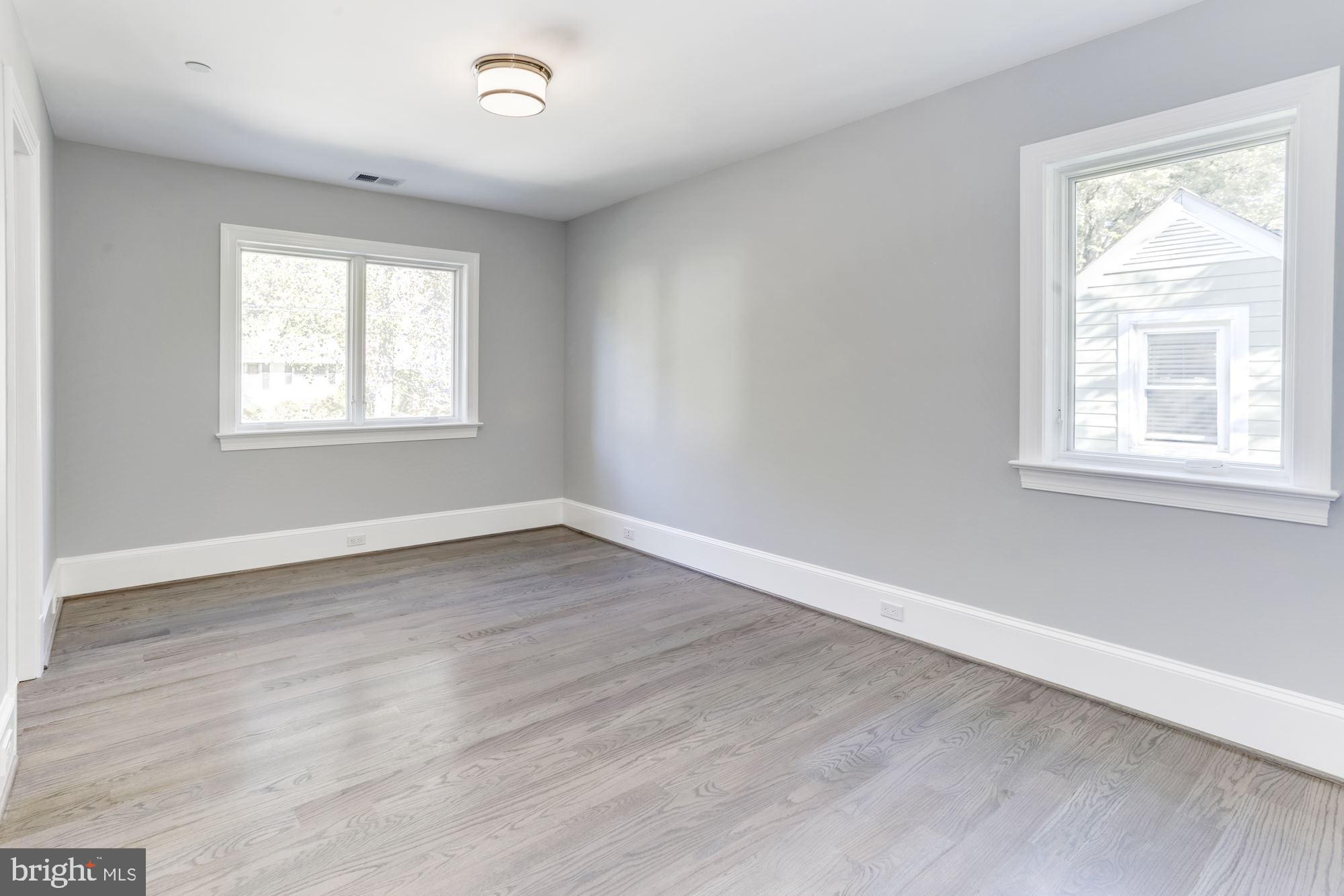 GLEN ECHO HEIGHTS - Residential