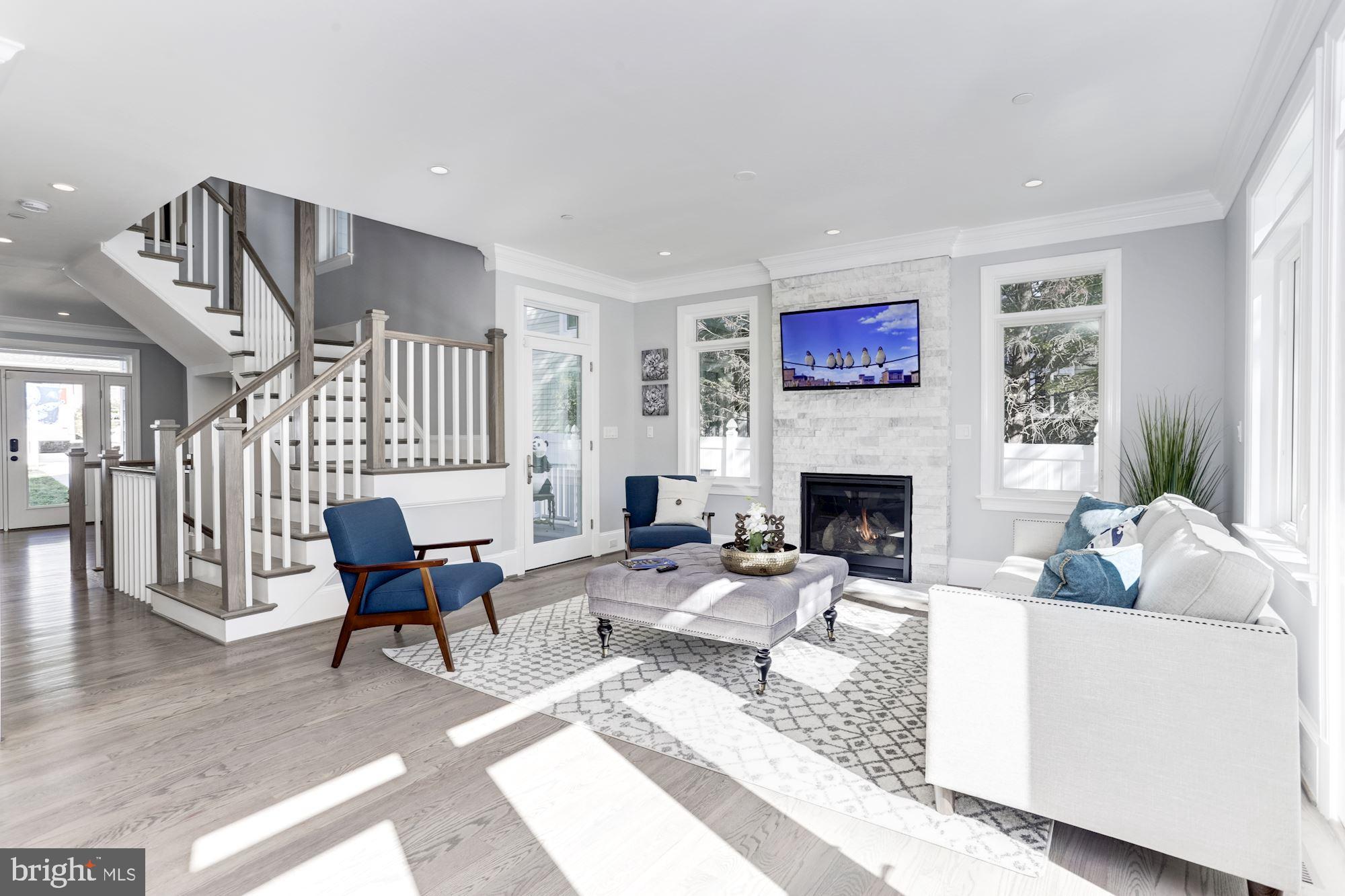 GLEN ECHO HEIGHTS - Residential