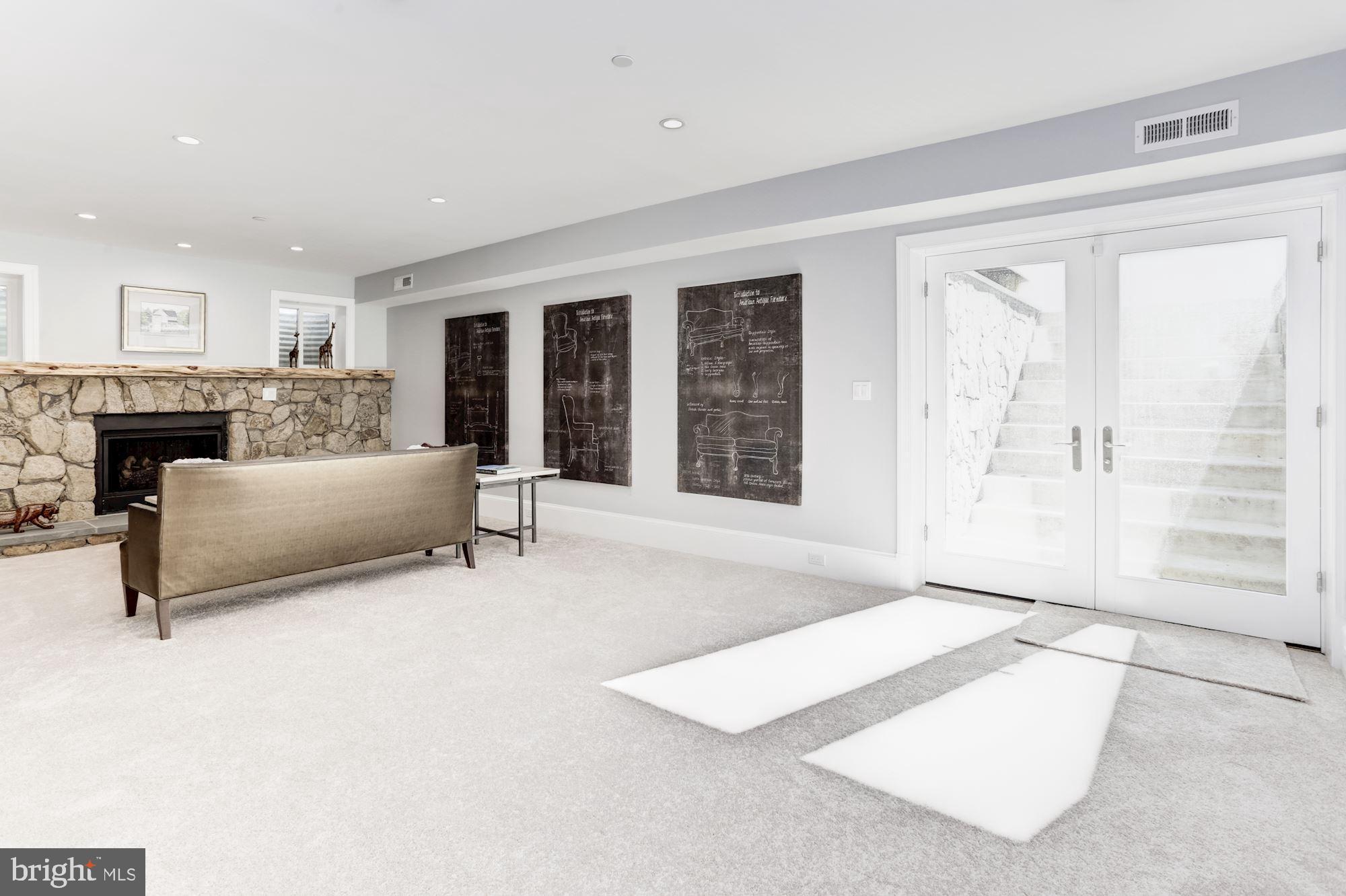 GLEN ECHO HEIGHTS - Residential