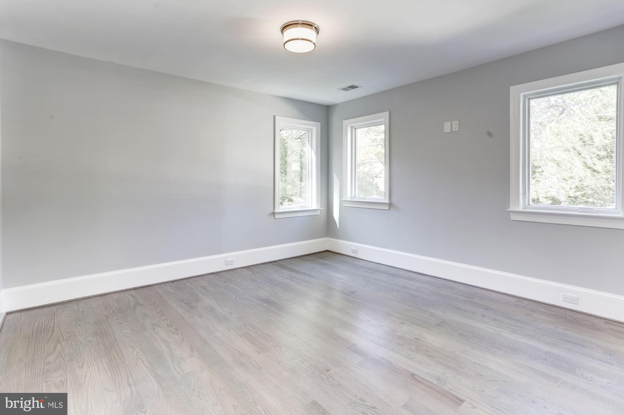 GLEN ECHO HEIGHTS - Residential