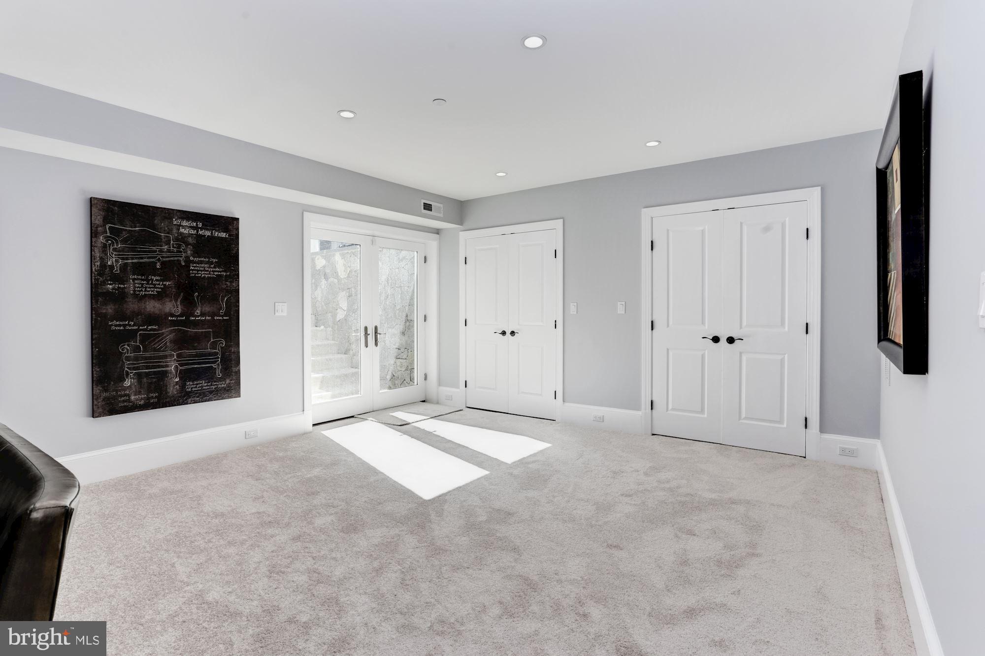 GLEN ECHO HEIGHTS - Residential