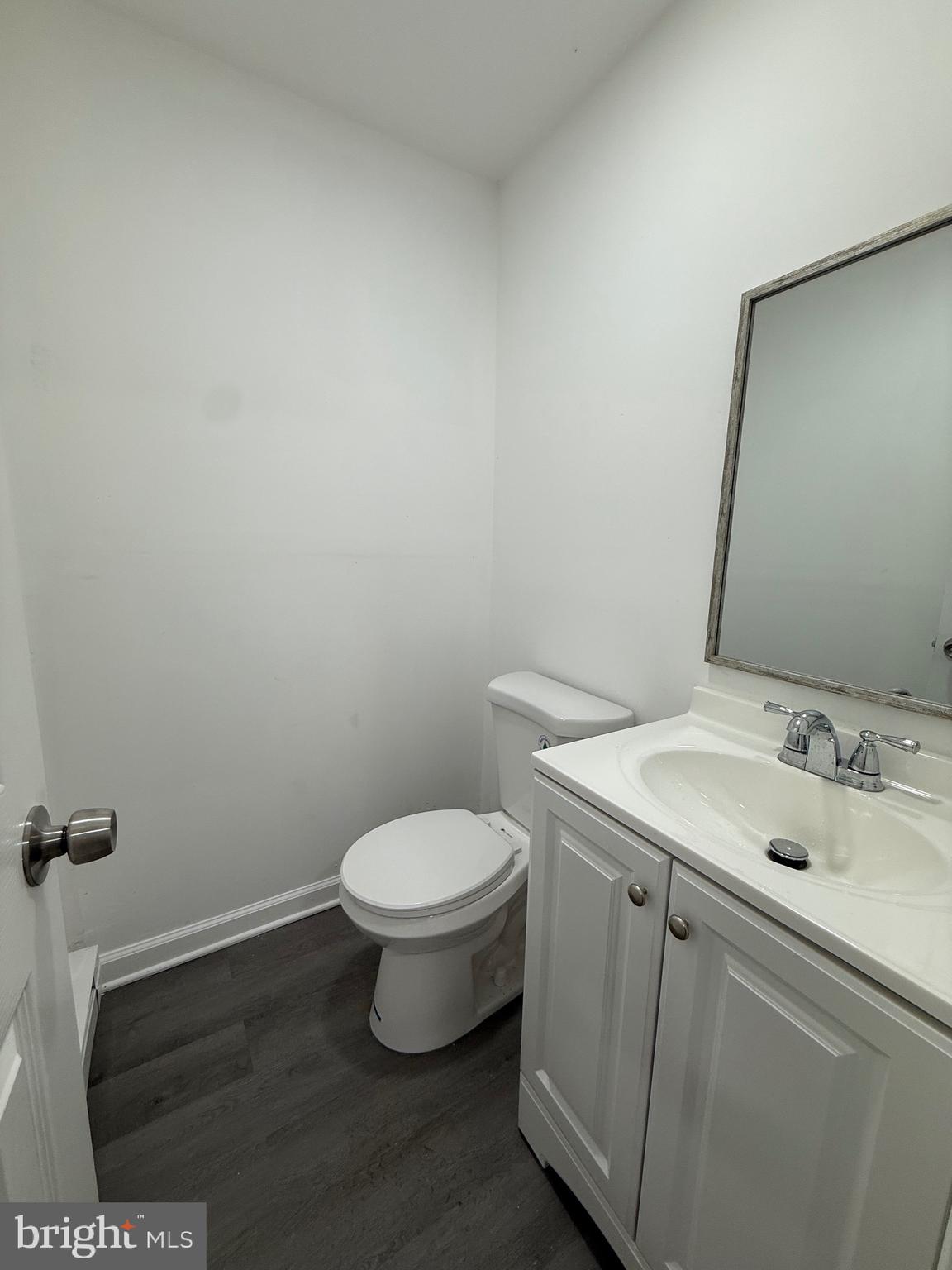 419 W POPLAR STREET