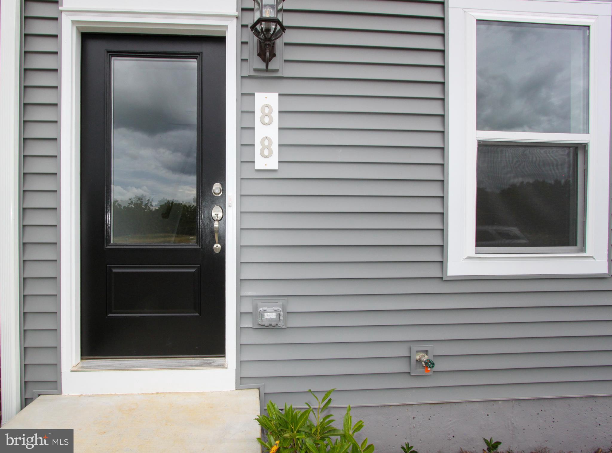 PRESIDENTS POINTE - Residential Lease