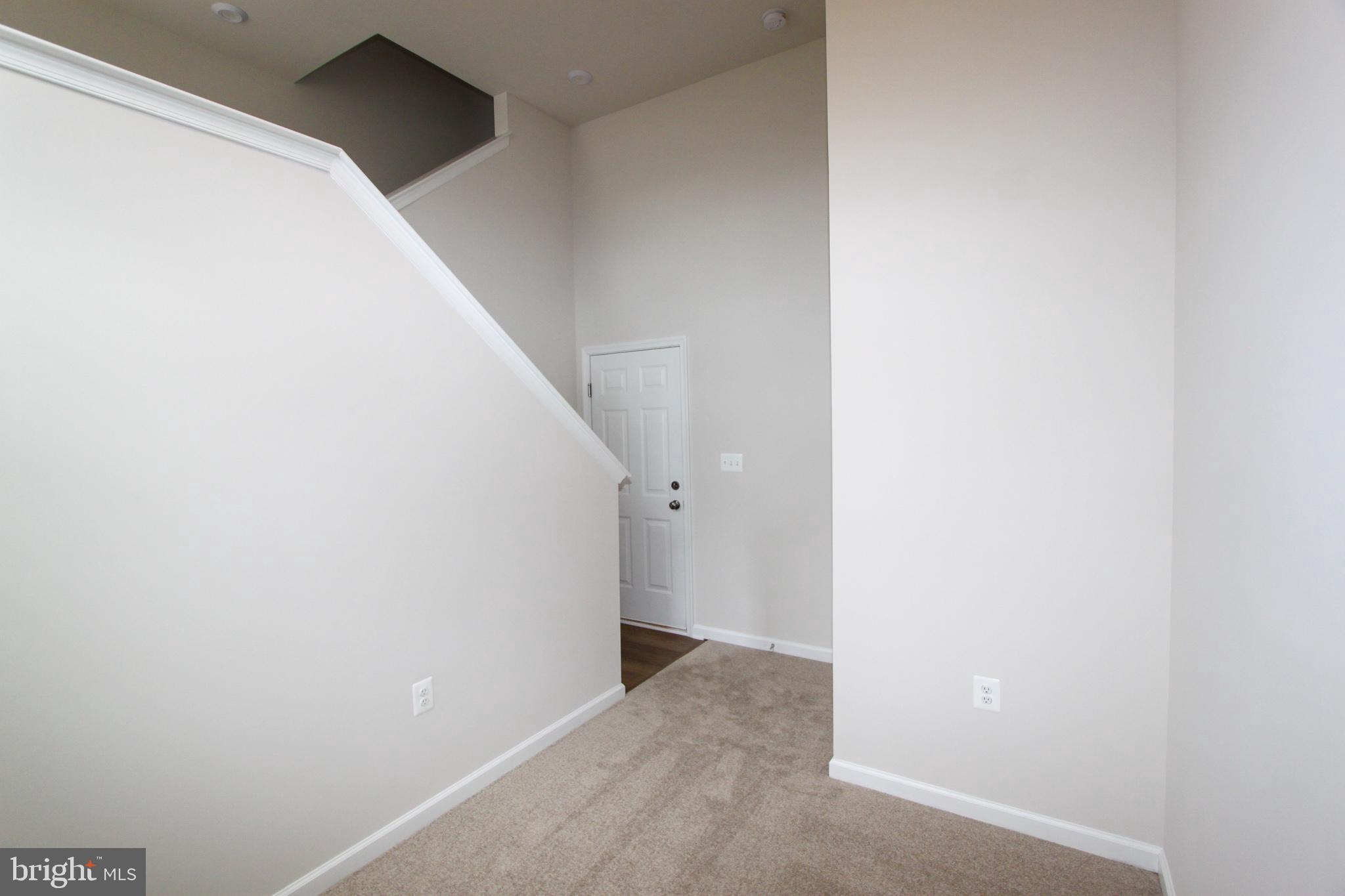 PRESIDENTS POINTE - Residential Lease