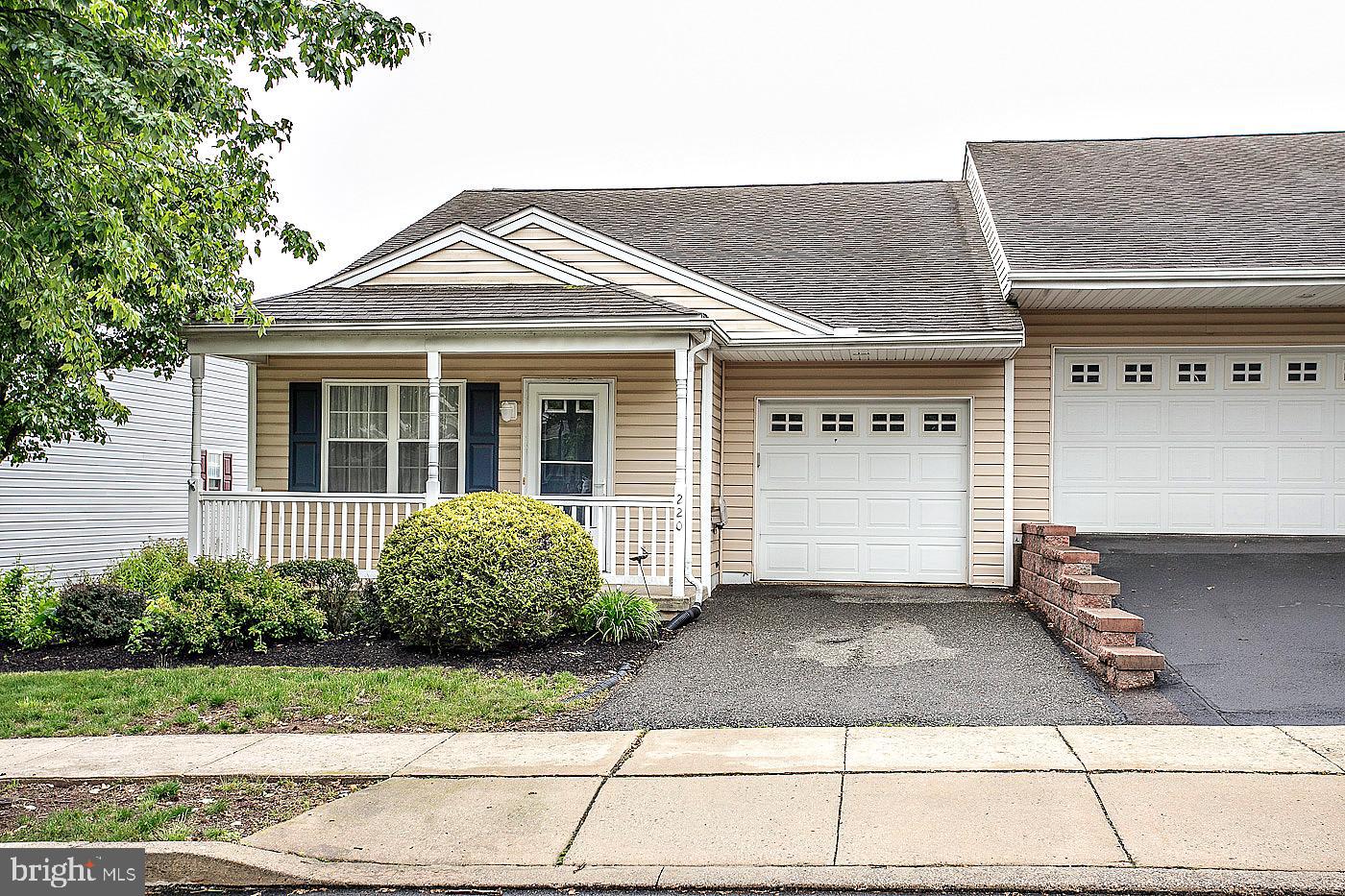 220 W HARMONY DRIVE 92