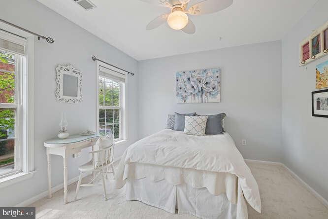 LAKELANDS - Residential