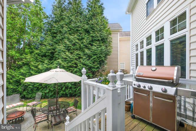 LAKELANDS - Residential