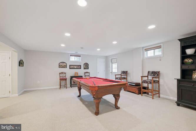 LAKELANDS - Residential