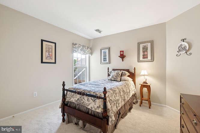 LAKELANDS - Residential