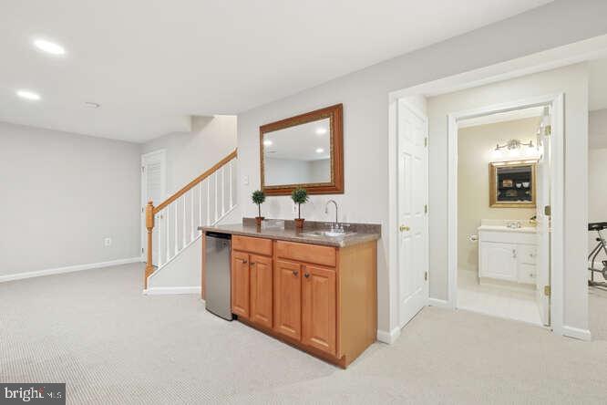 LAKELANDS - Residential